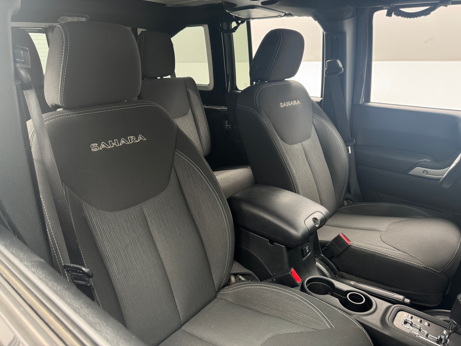 Thumbnail: 2017 Jeep Wrangler - 2