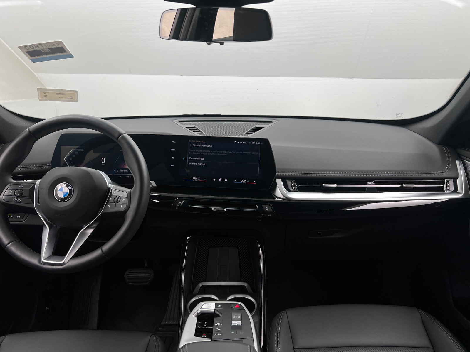 Thumbnail: 2025 BMW X1 - 2