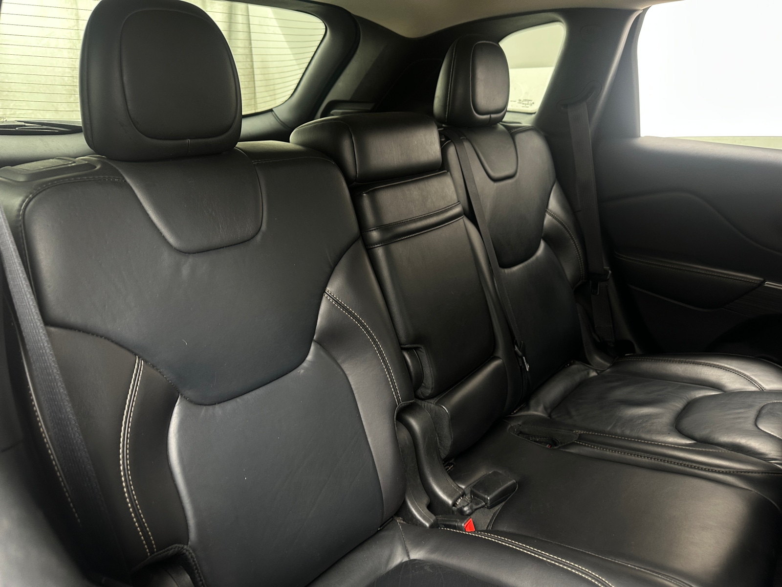 Thumbnail: 2016 Jeep Cherokee - 5