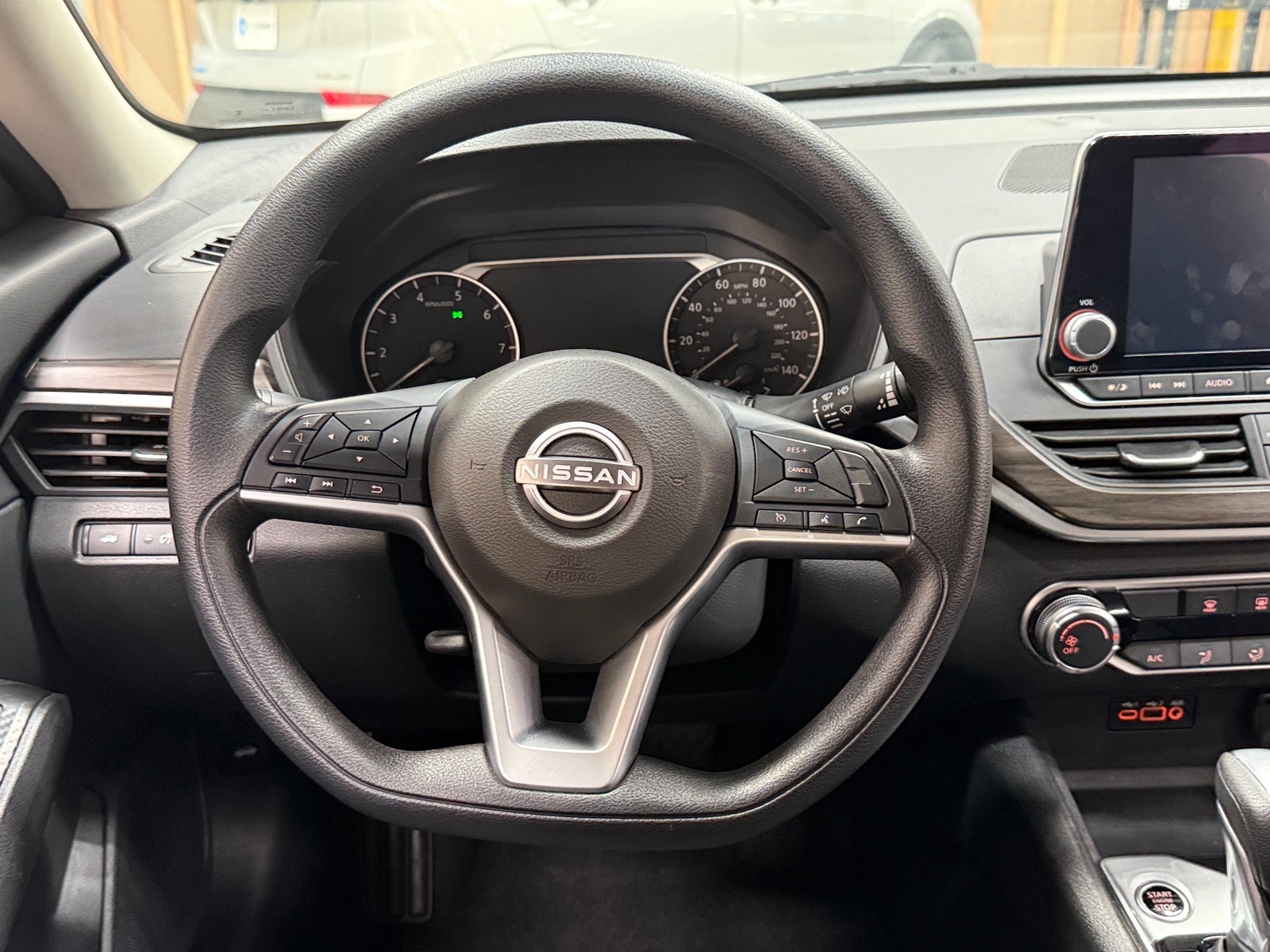 Thumbnail: 2025 Nissan Altima - 5