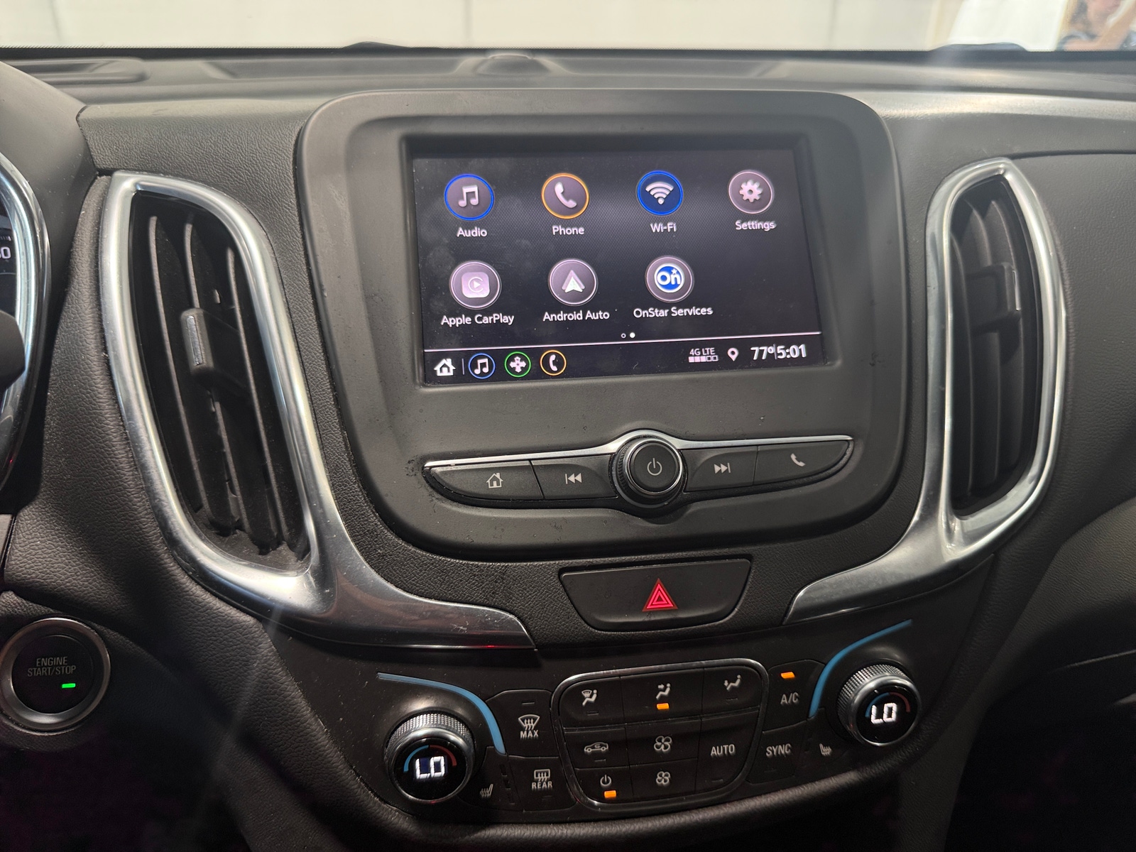 Thumbnail: 2021 Chevrolet Equinox - 4