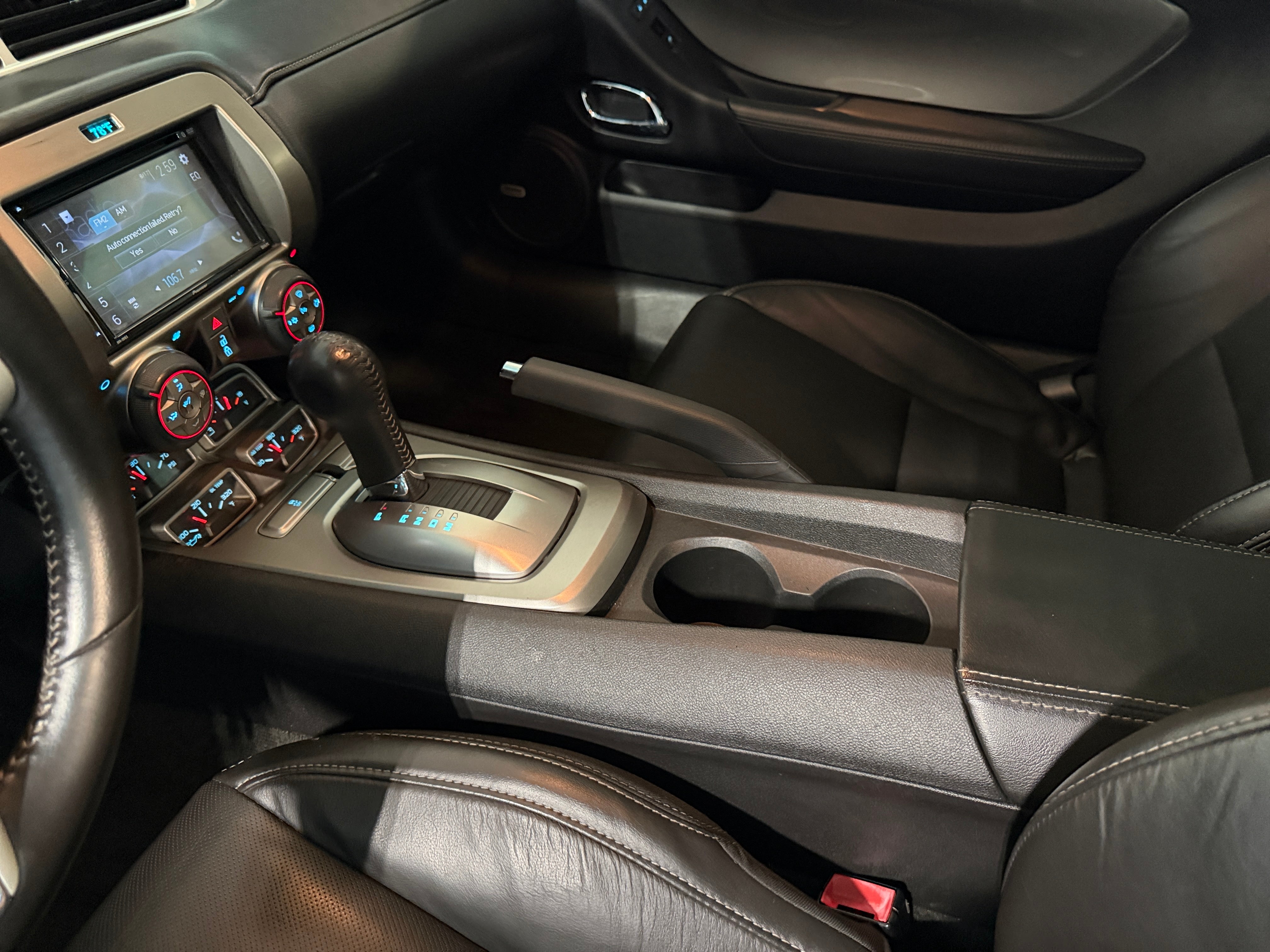 2015 Chevrolet Camaro 2LT - Photo 6