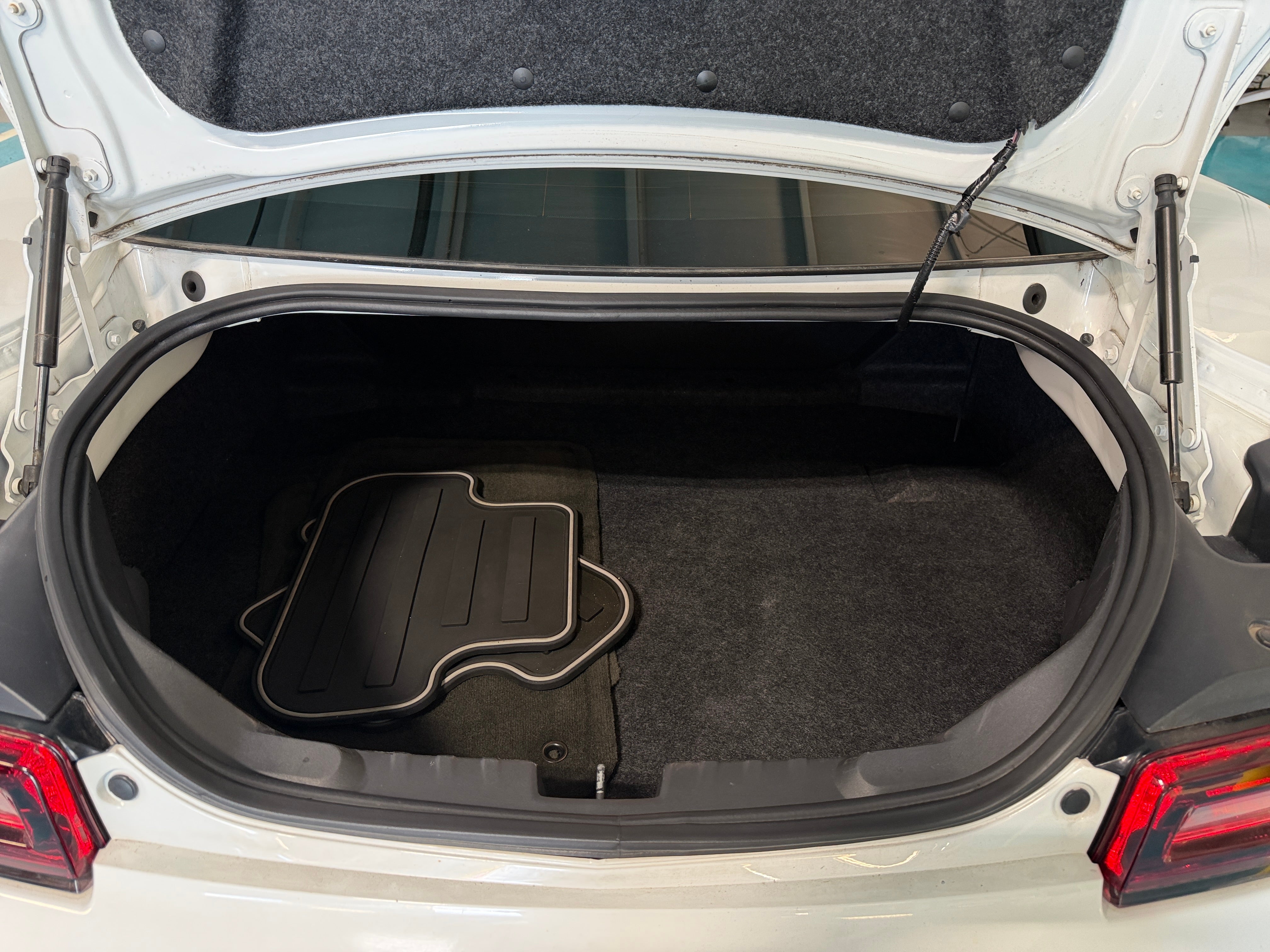 2015 Chevrolet Camaro 2LT - Photo 7