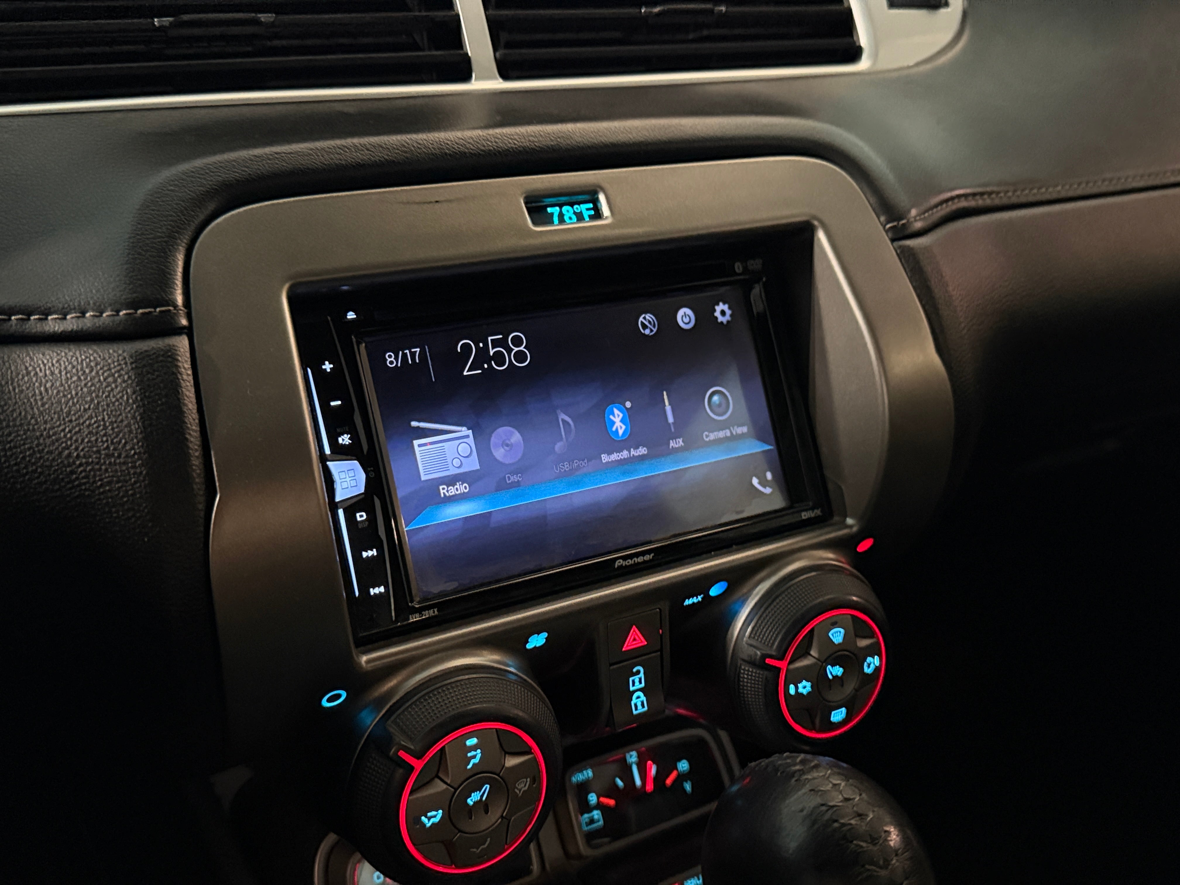 2015 Chevrolet Camaro 2LT - Photo 12