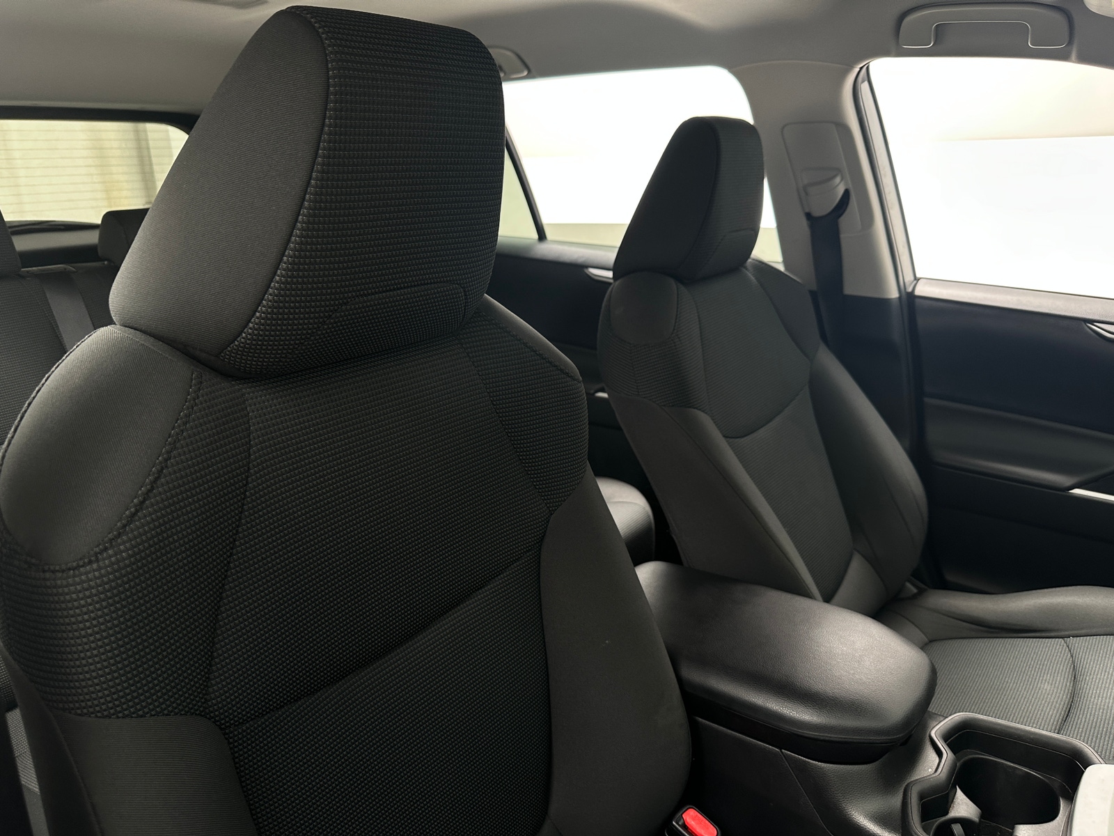 Thumbnail: 2021 Toyota RAV4 - 2