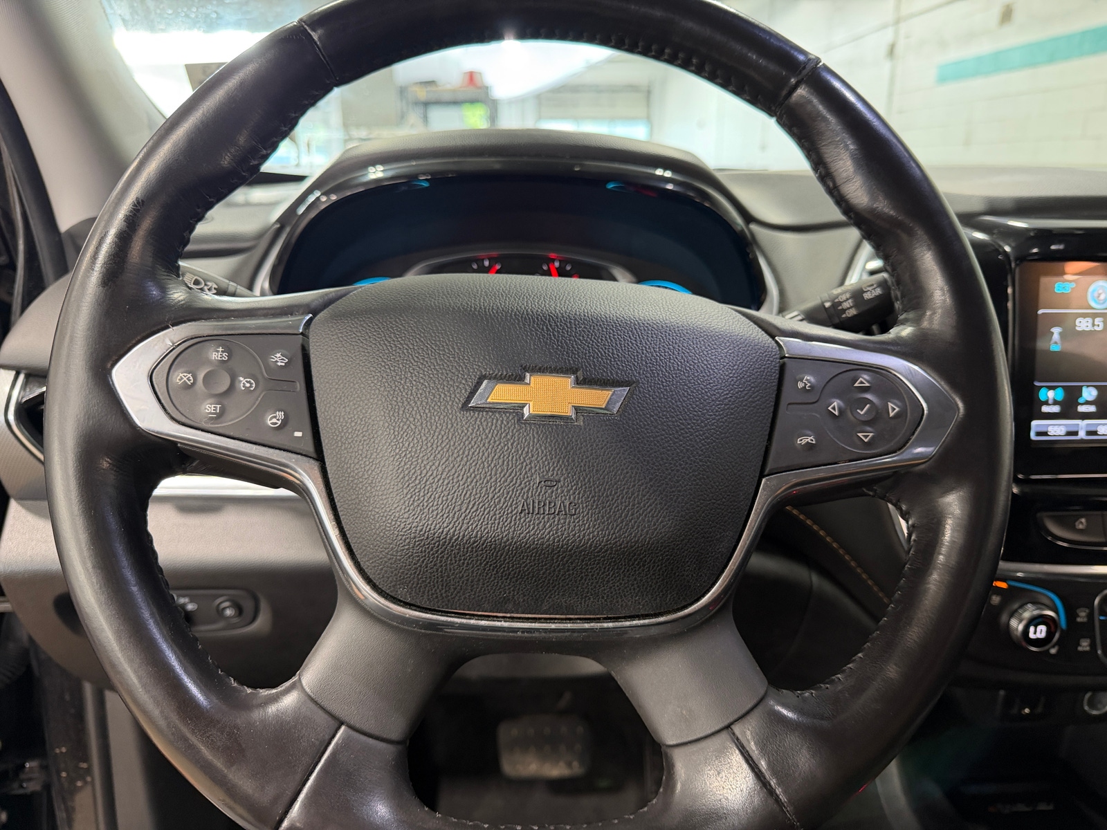Thumbnail: 2019 Chevrolet Traverse - 4