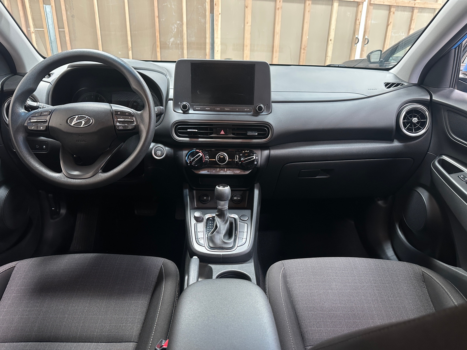 Thumbnail: 2022 Hyundai Kona - 3