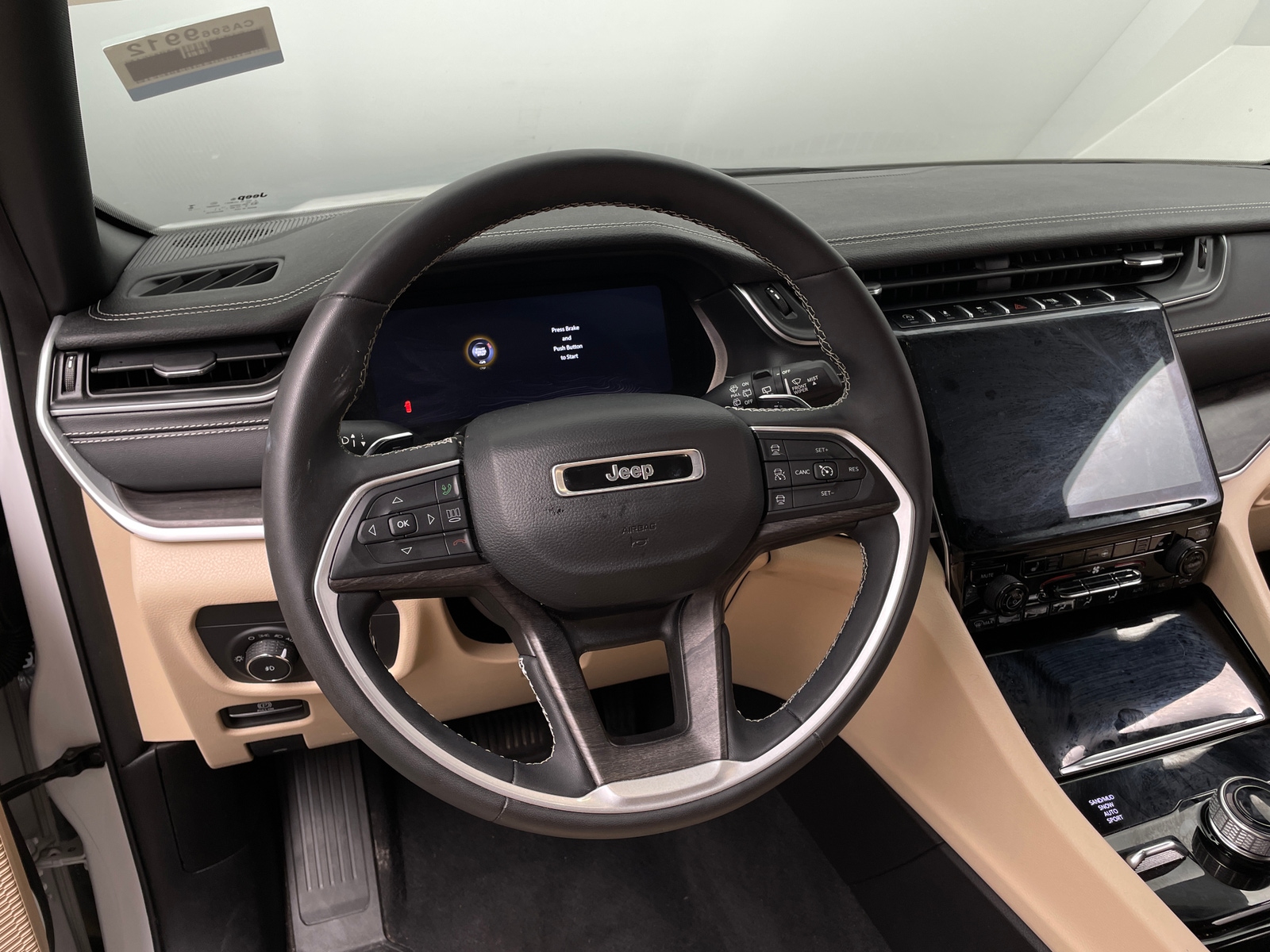 Thumbnail: 2023 Jeep Grand Cherokee - 4