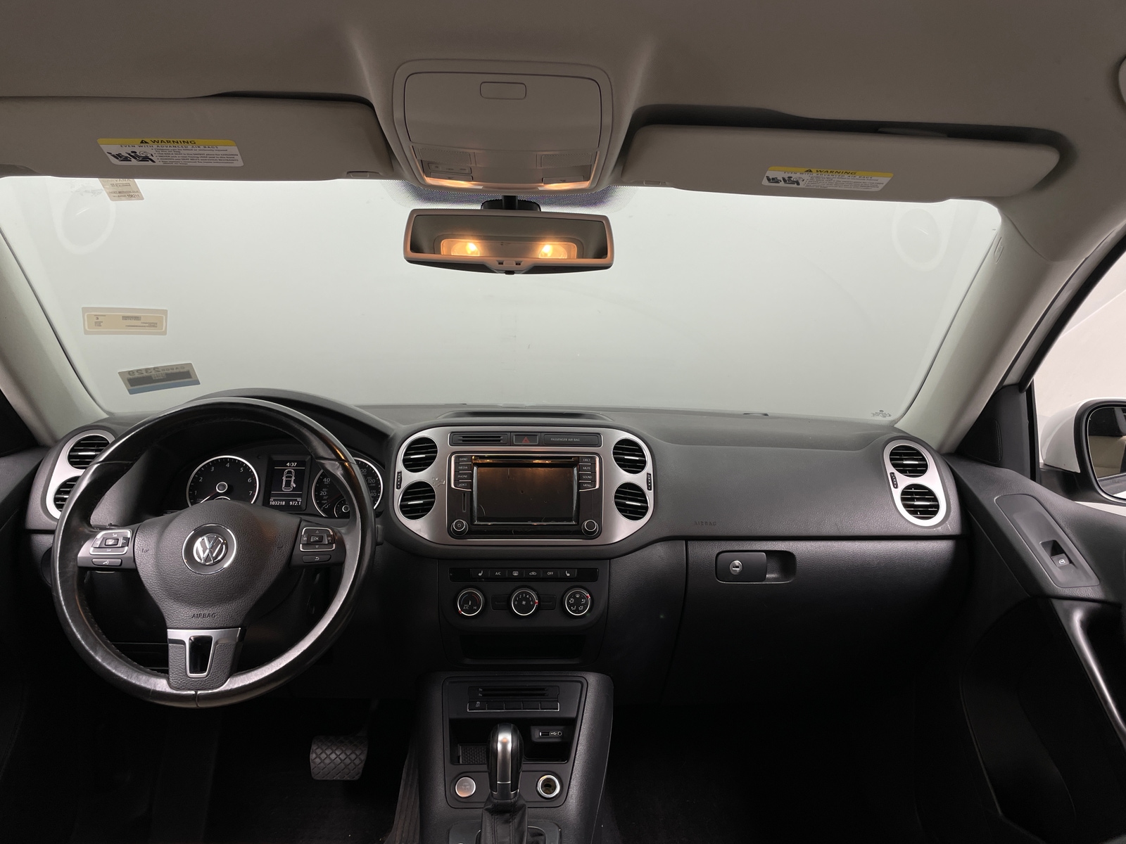 Thumbnail: 2017 Volkswagen Tiguan - 3