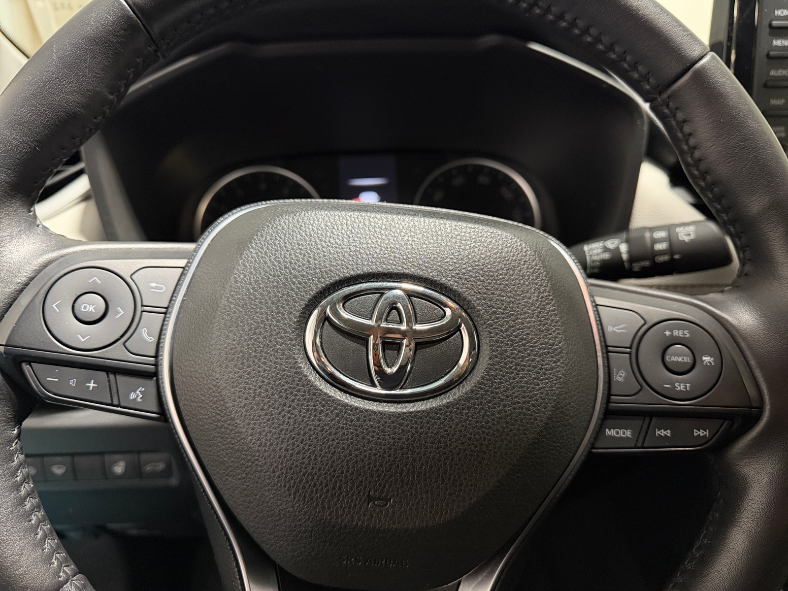 Thumbnail: 2019 Toyota RAV4 - 5
