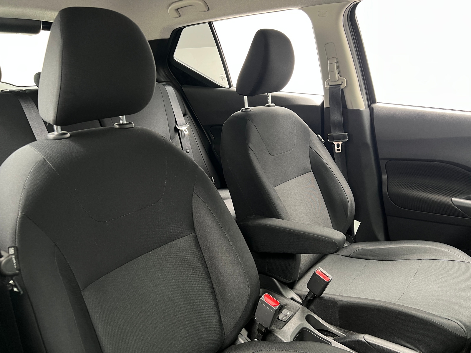 Thumbnail: 2024 Nissan Kicks - 2