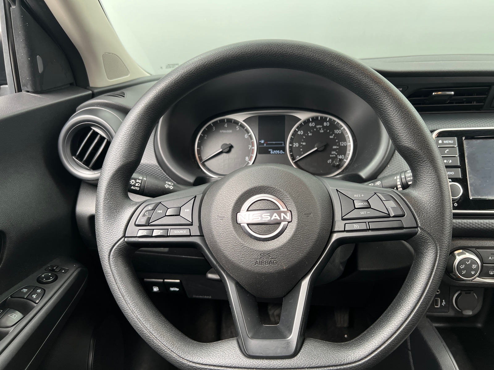 Thumbnail: 2024 Nissan Kicks - 5