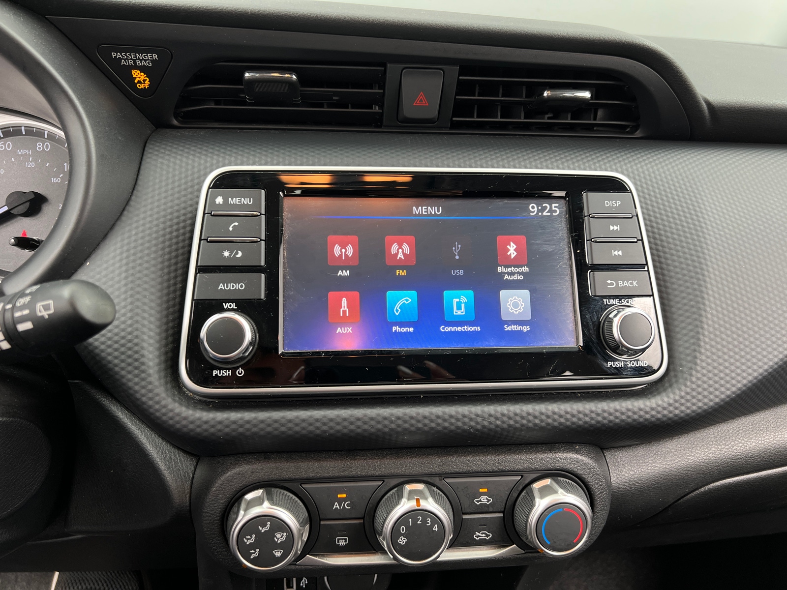 Thumbnail: 2024 Nissan Kicks - 4