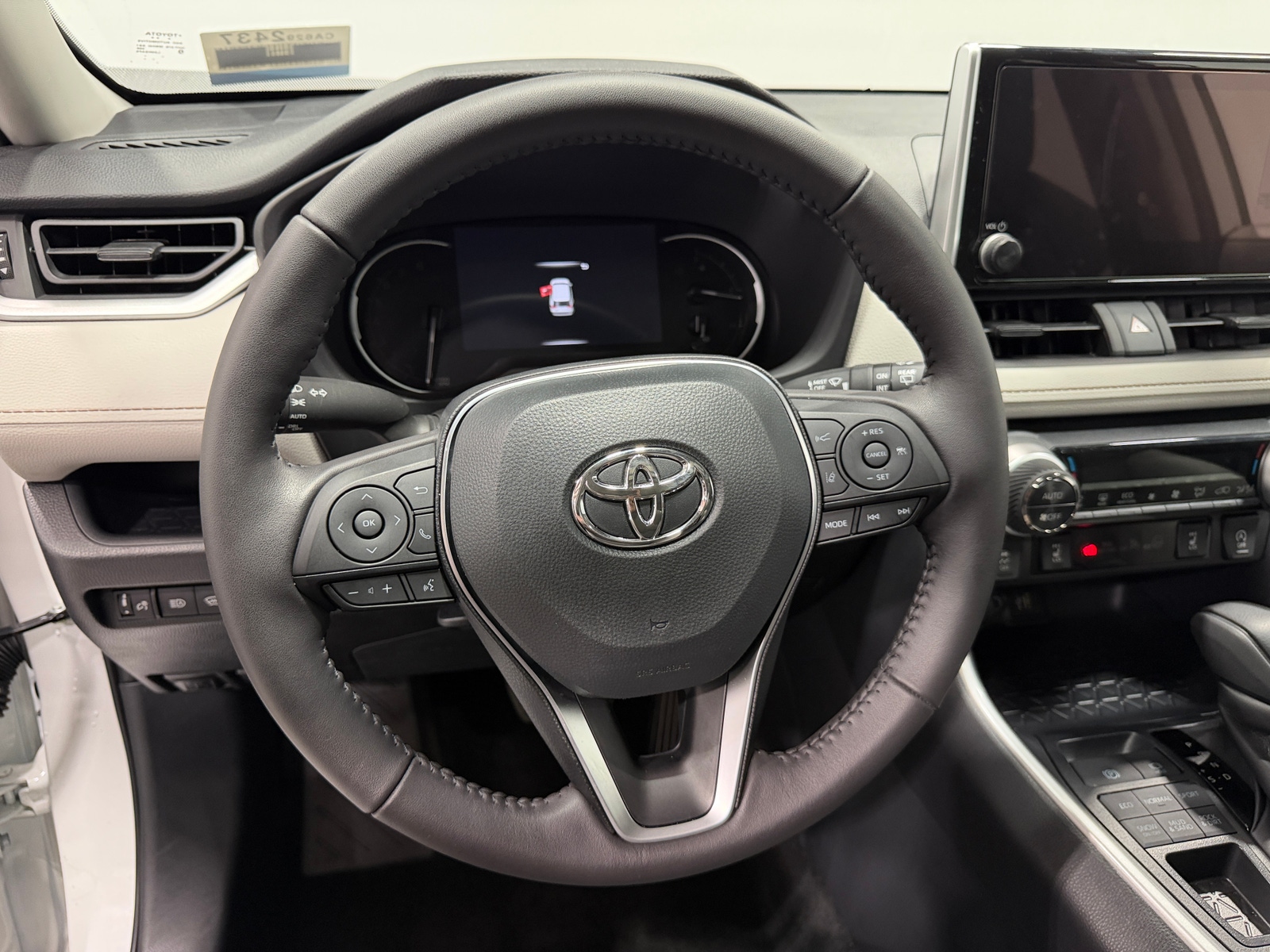 Thumbnail: 2025 Toyota RAV4 - 5
