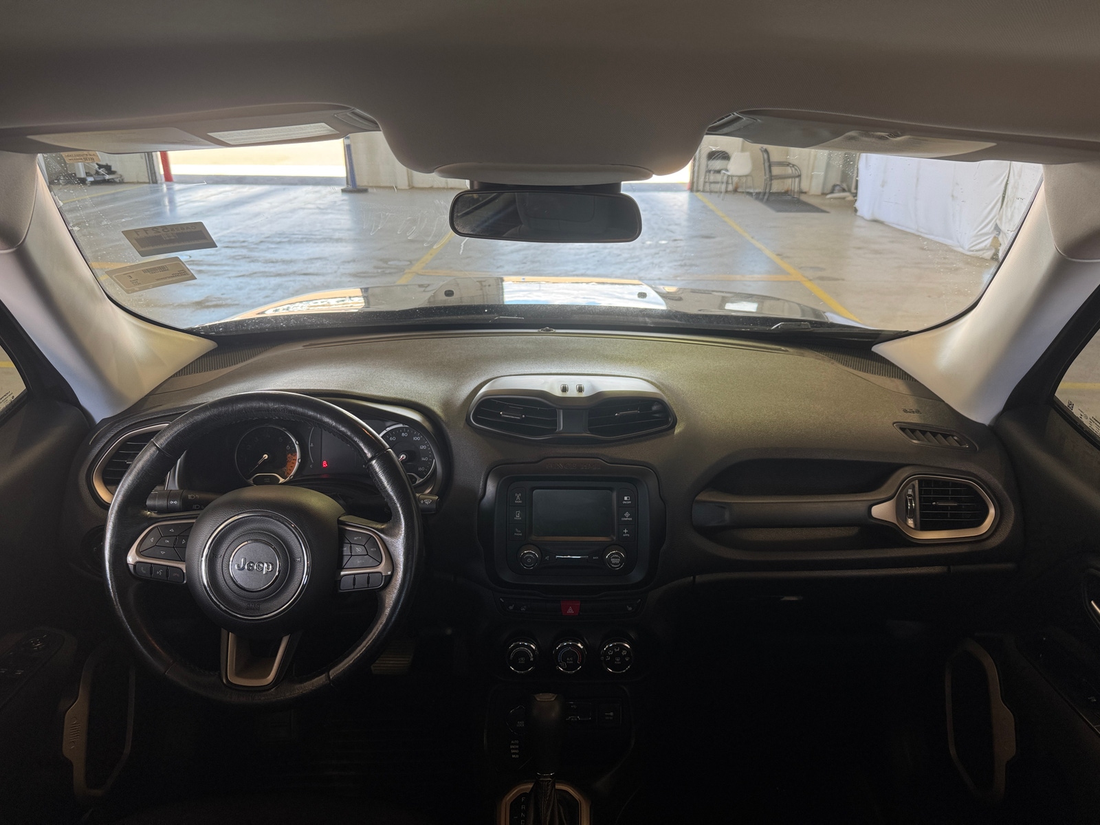 Thumbnail: 2017 Jeep Renegade - 3