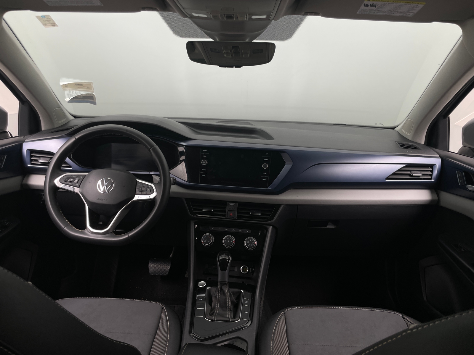 Thumbnail: 2023 Volkswagen Taos - 2