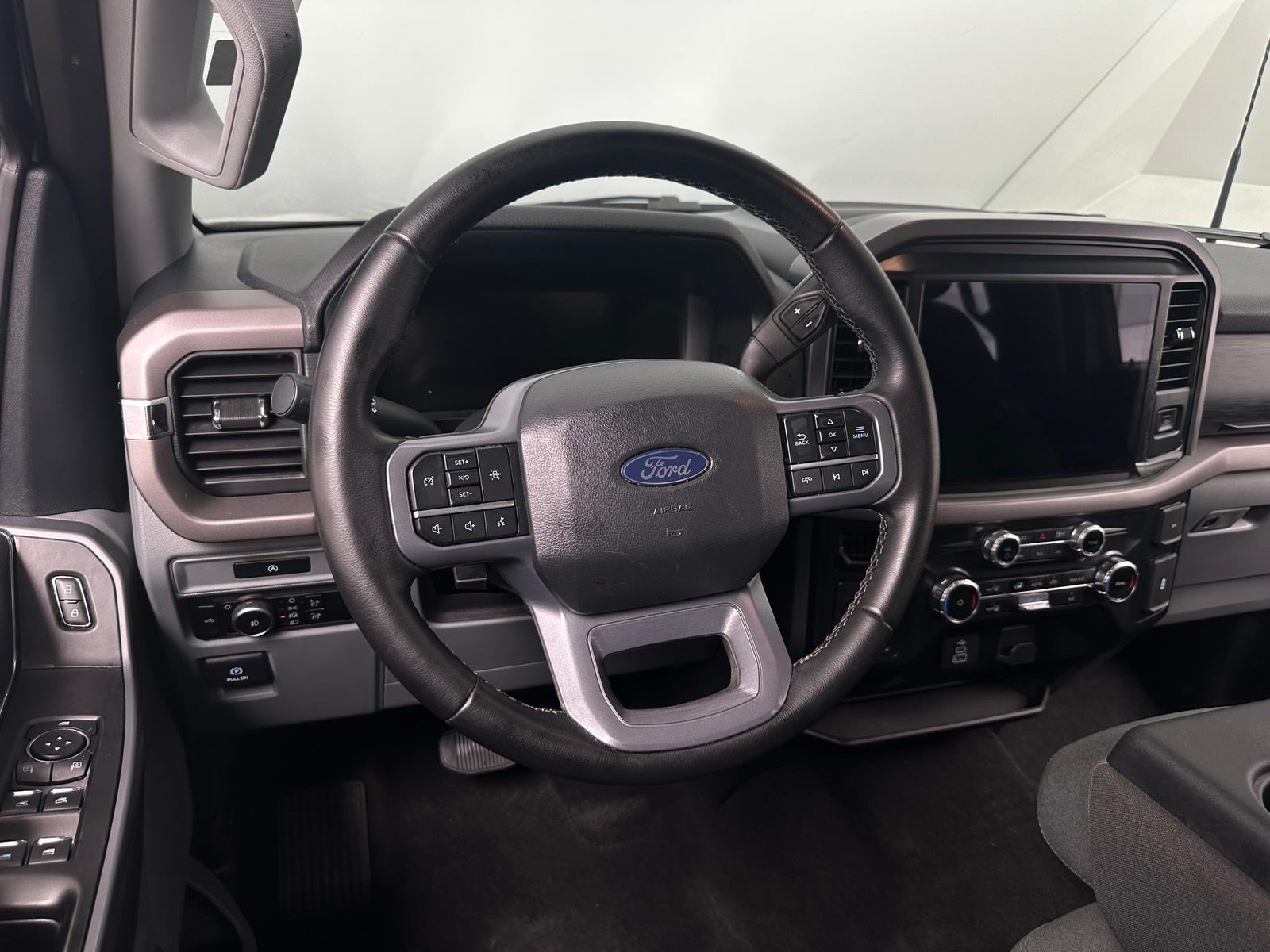 Thumbnail: 2025 Ford Econoline - 5