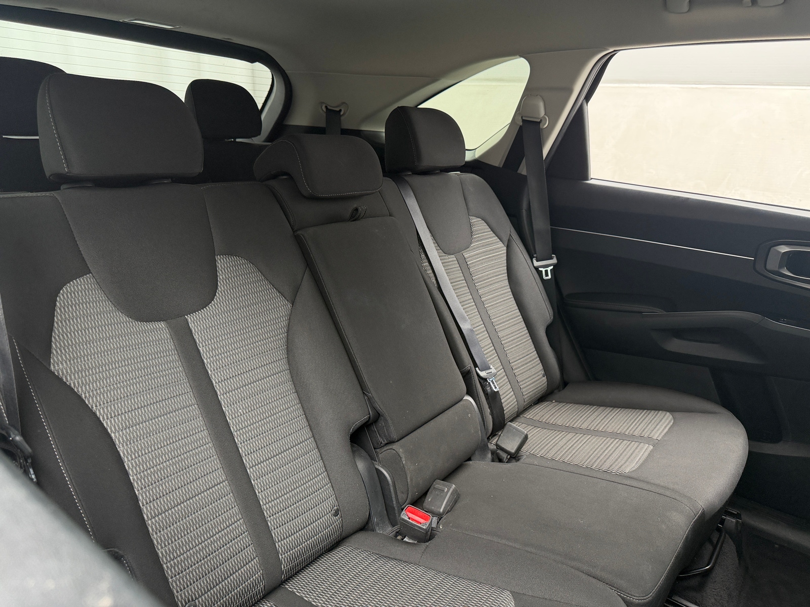 Thumbnail: 2023 Kia Sorento - 6