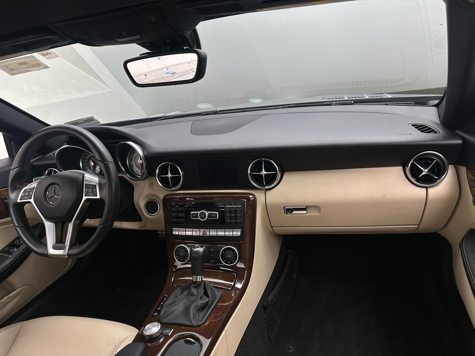 Thumbnail: 2014 Mercedes-Benz SLK - 2