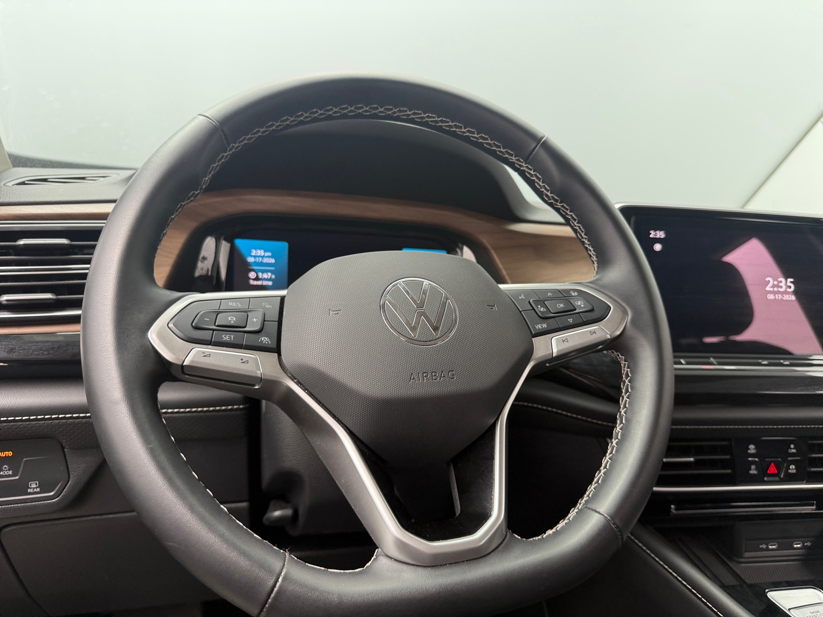 Thumbnail: 2026 Volkswagen Atlas - 5