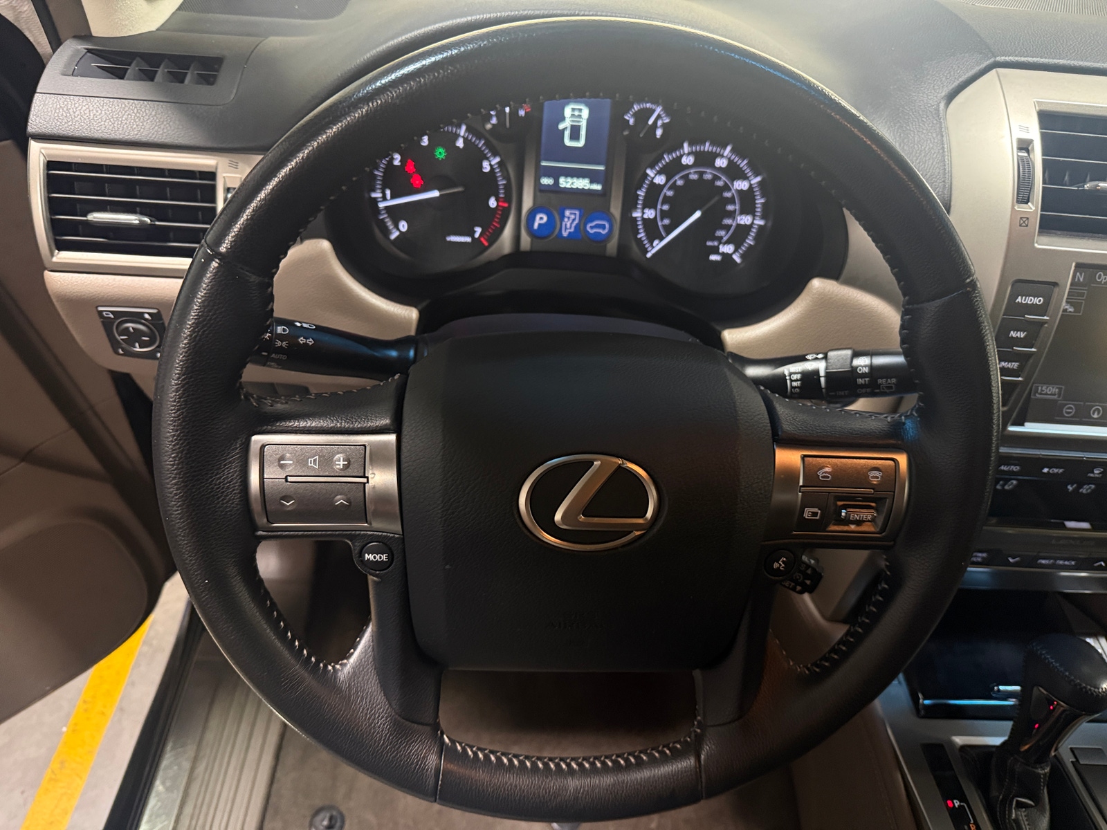Thumbnail: 2017 Lexus GX - 4