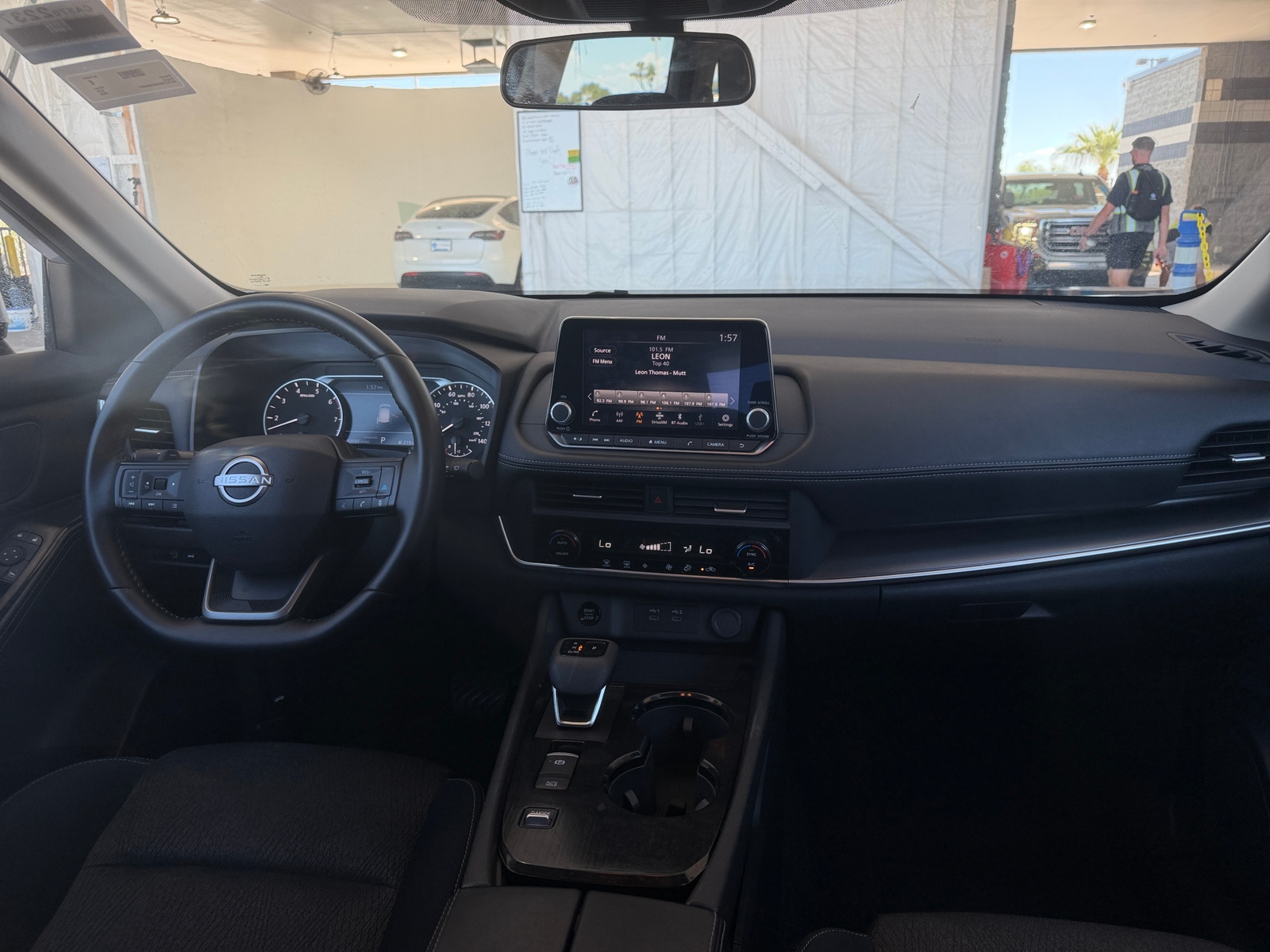 Thumbnail: 2025 Nissan Rogue - 3