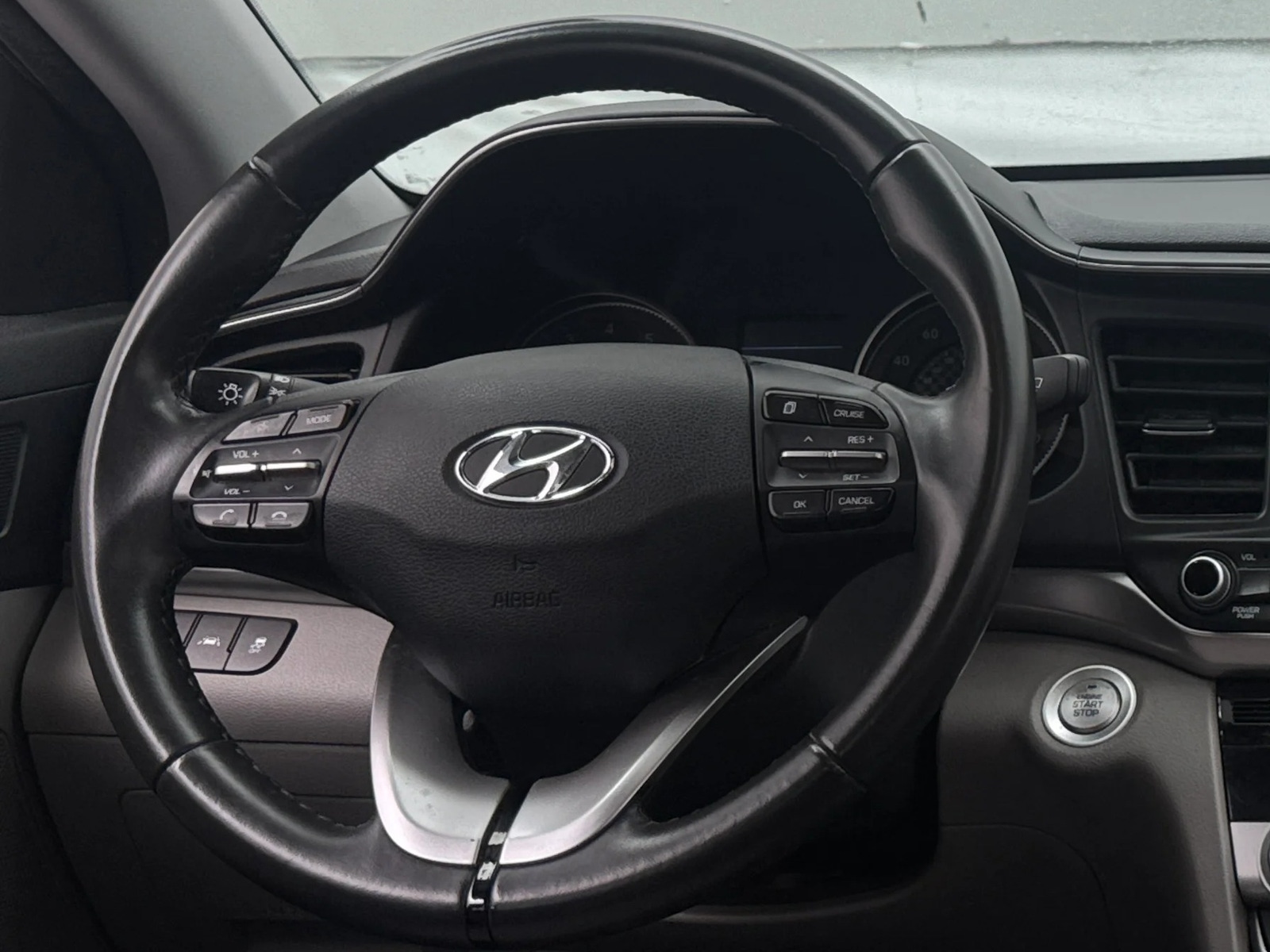 Thumbnail: 2020 Hyundai Elantra - 5
