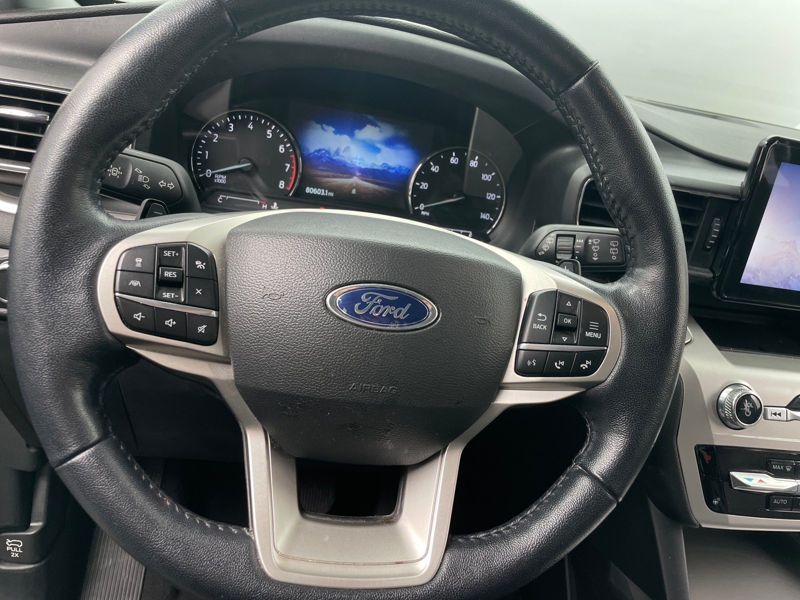 Thumbnail: 2021 Ford Explorer - 4
