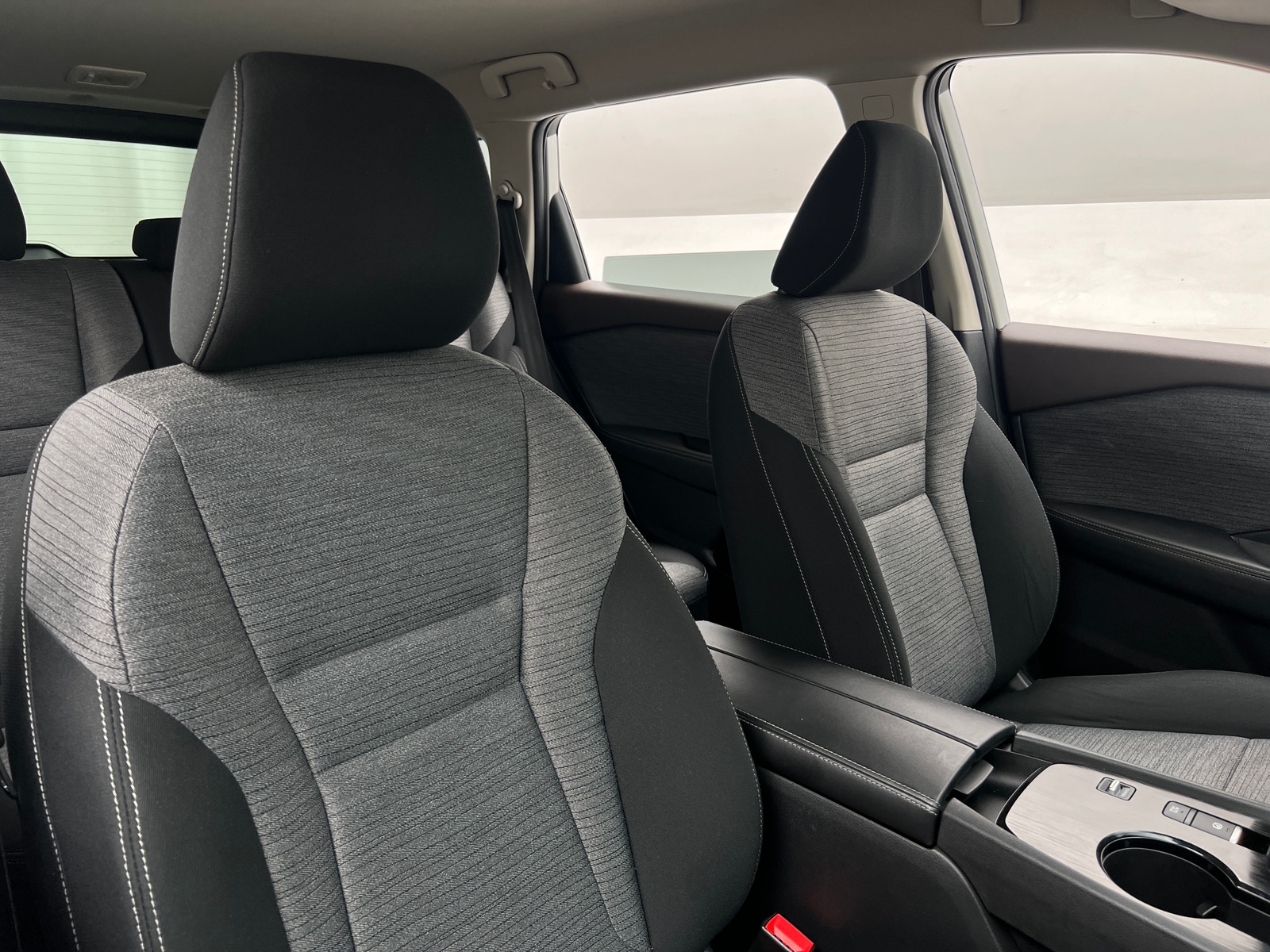 Thumbnail: 2021 Nissan Rogue - 2