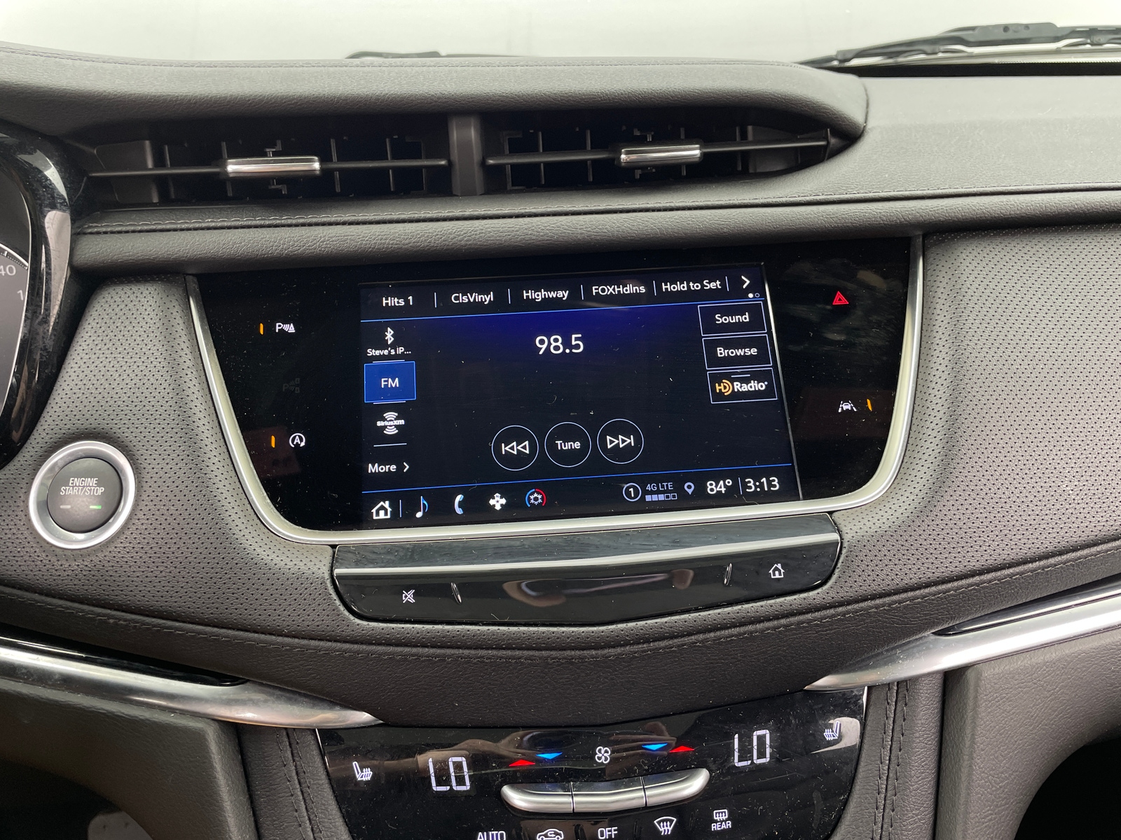 Thumbnail: 2024 Cadillac XT6 - 3