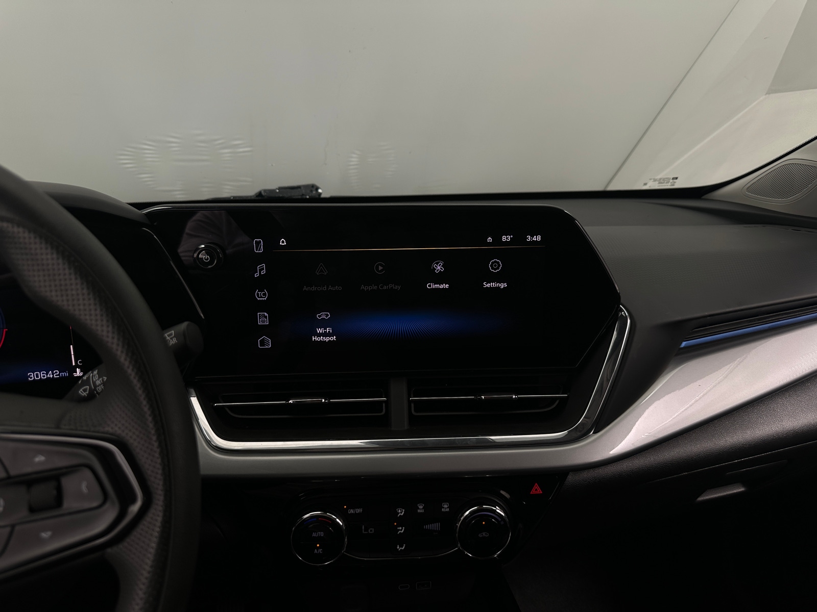 Thumbnail: 2025 Chevrolet Trax - 3