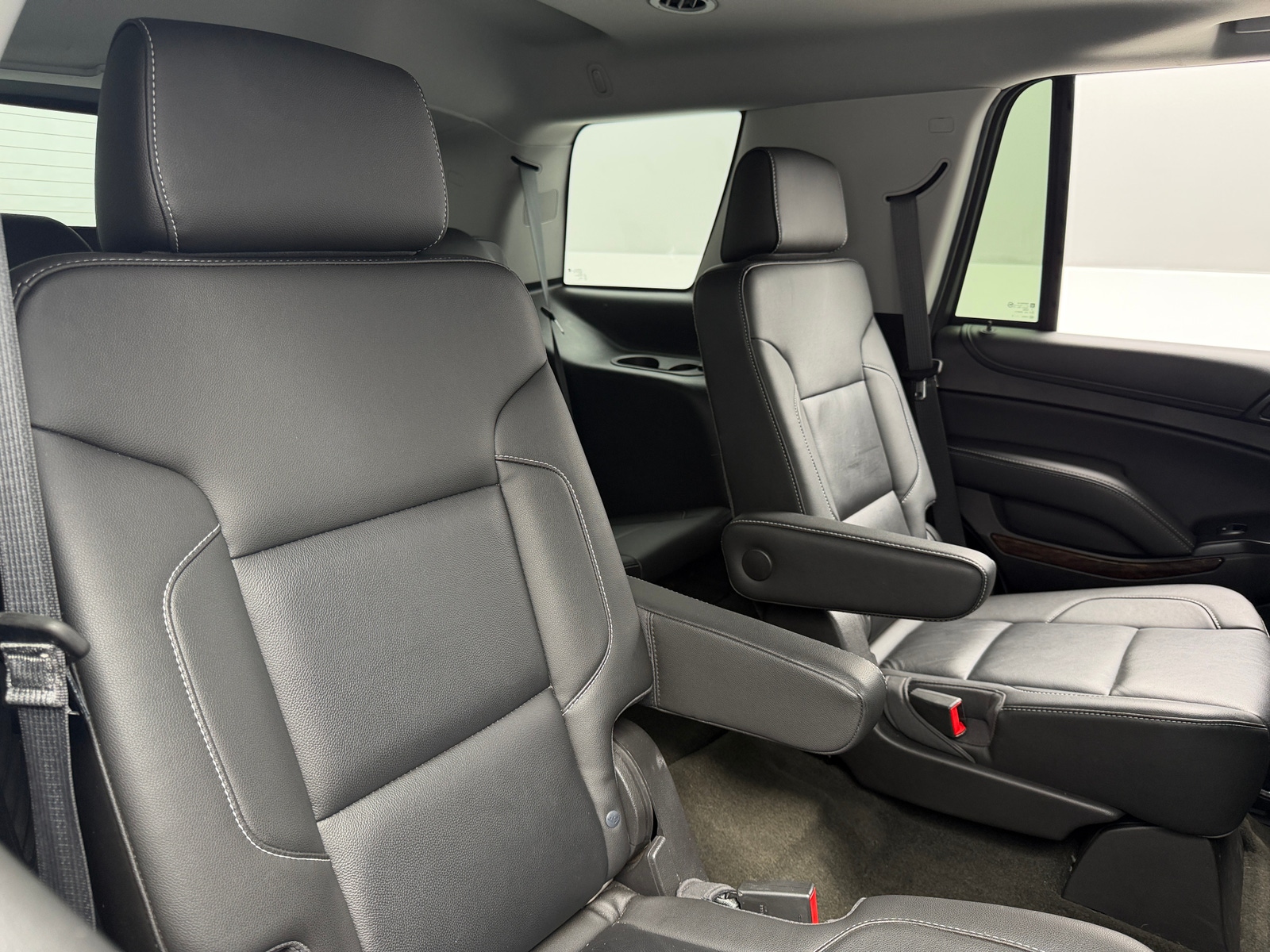 Thumbnail: 2018 Chevrolet Tahoe - 5