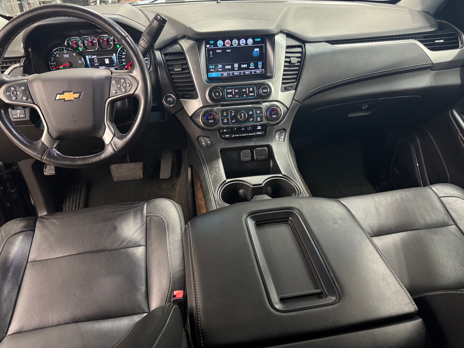 Thumbnail: 2018 Chevrolet Tahoe - 2