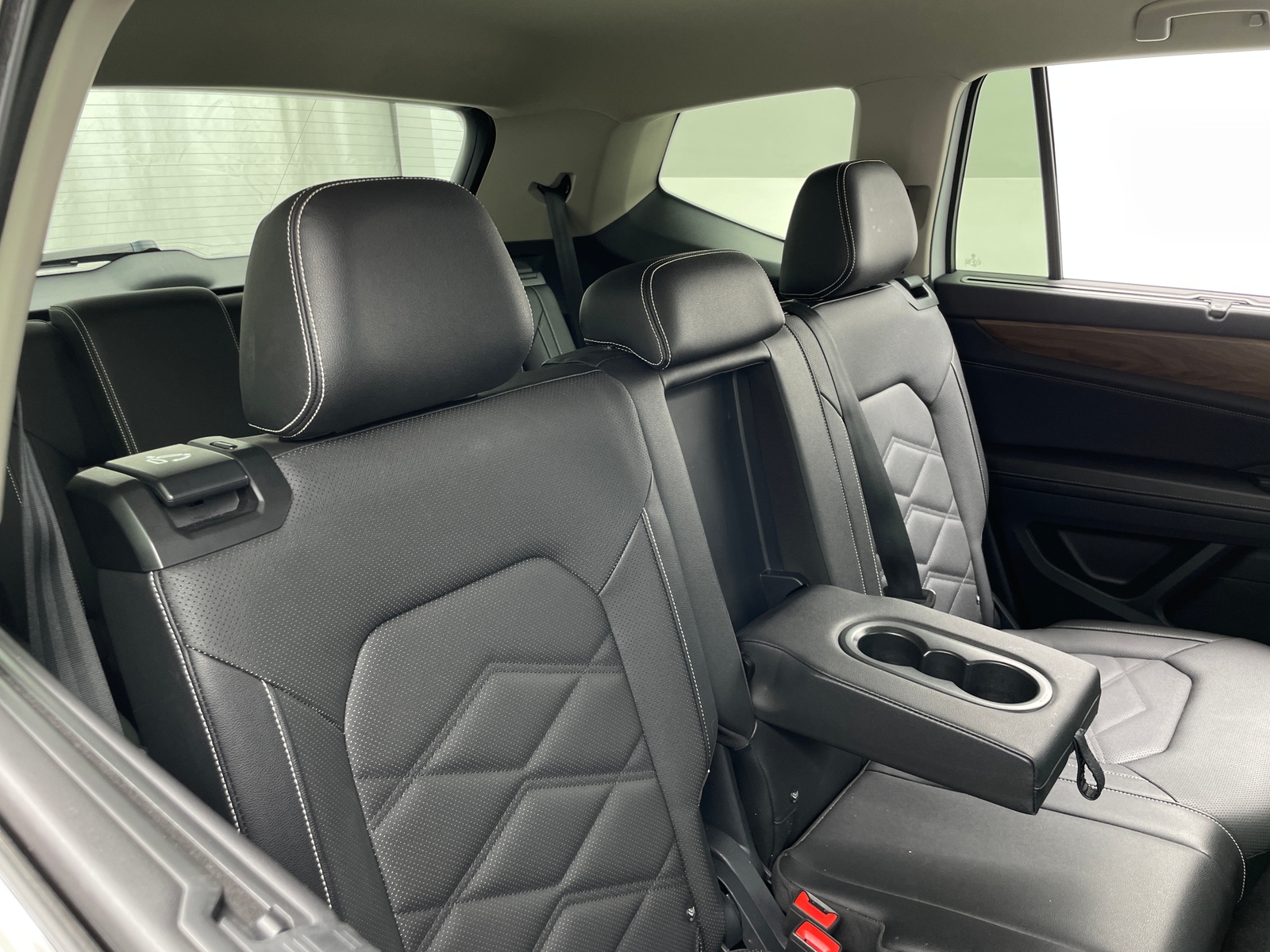 Thumbnail: 2025 Volkswagen Atlas - 5