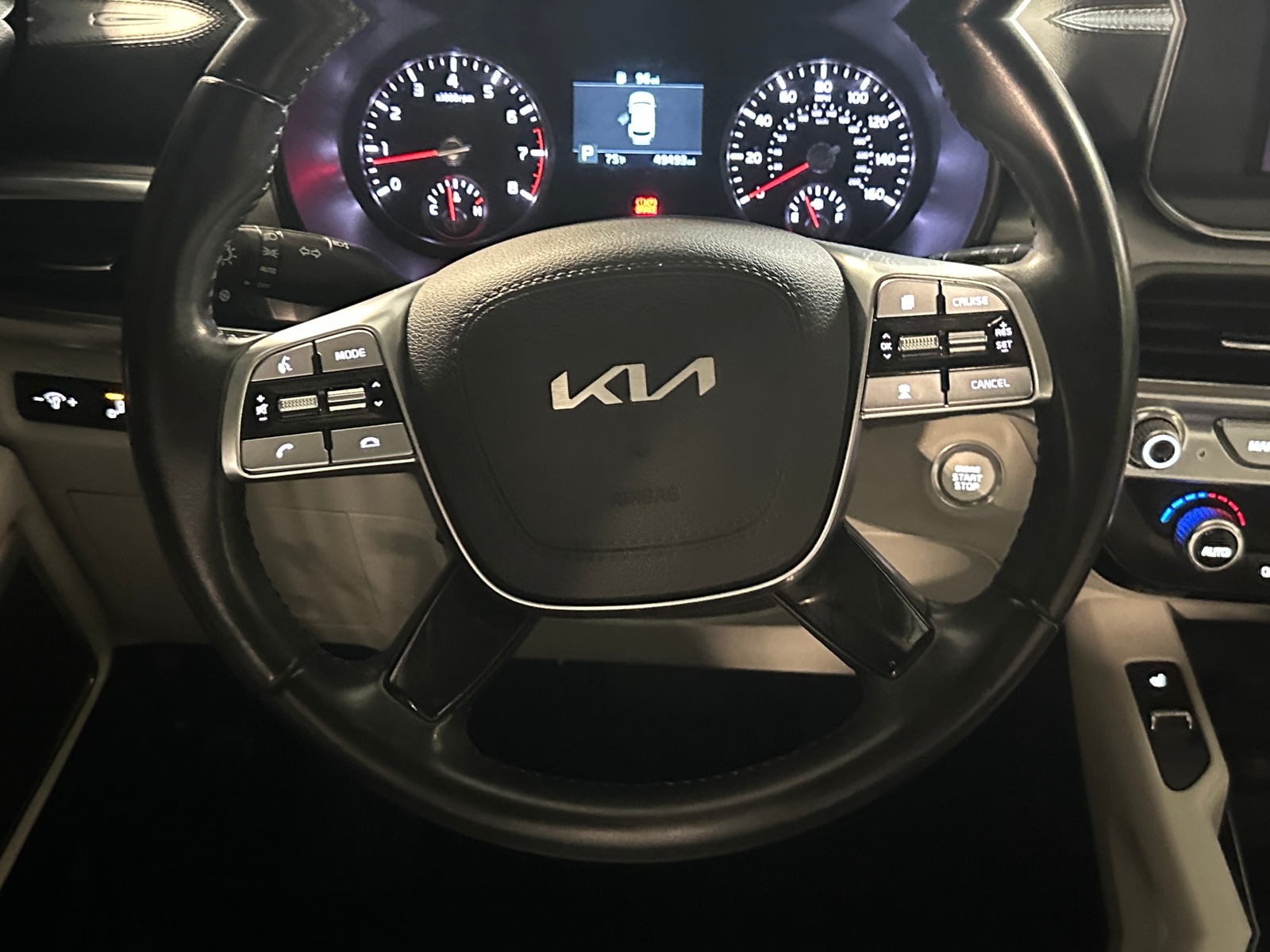 Thumbnail: 2022 Kia Telluride - 4