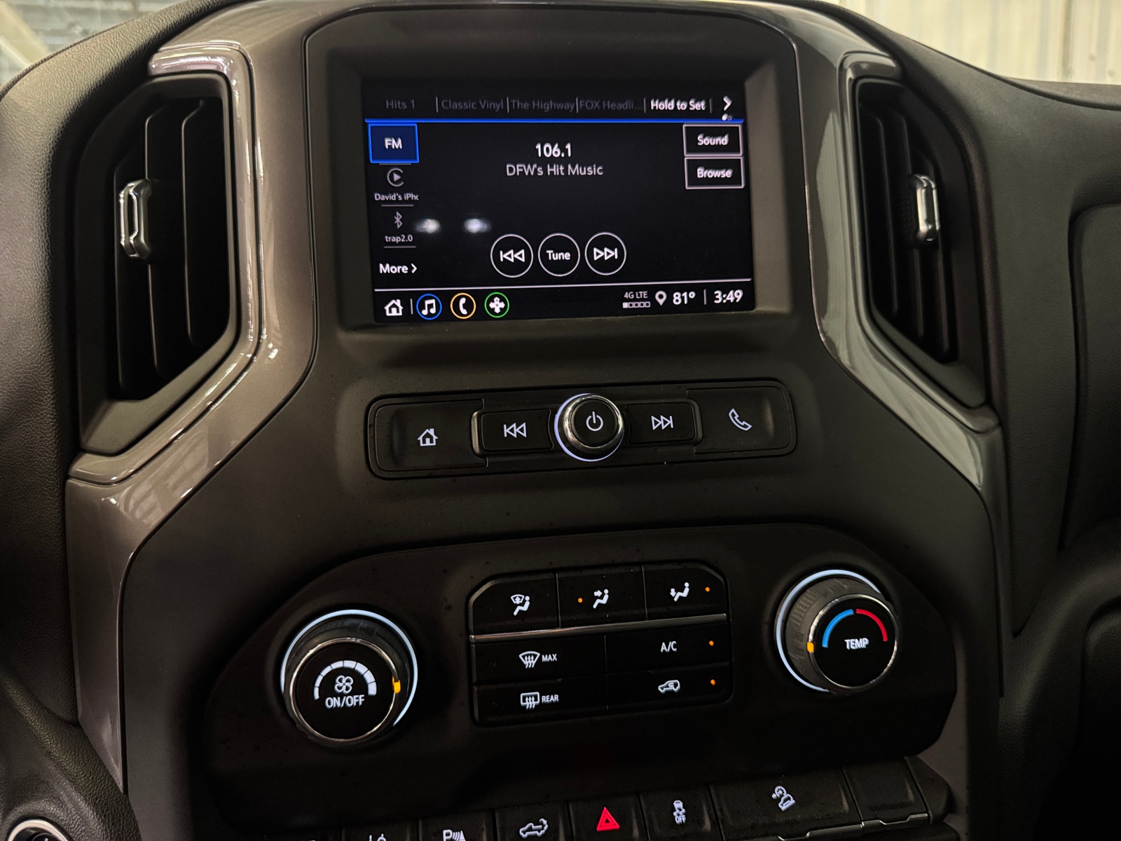 Thumbnail: 2024 Chevrolet Silverado 2500 - 4