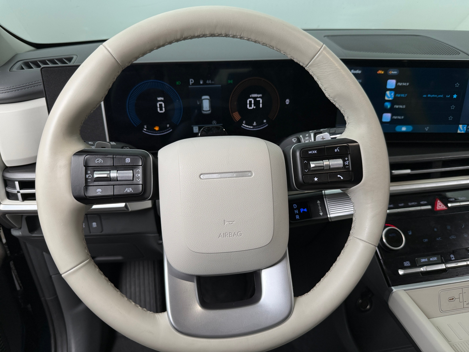 Thumbnail: 2026 Hyundai Santa Fe - 4