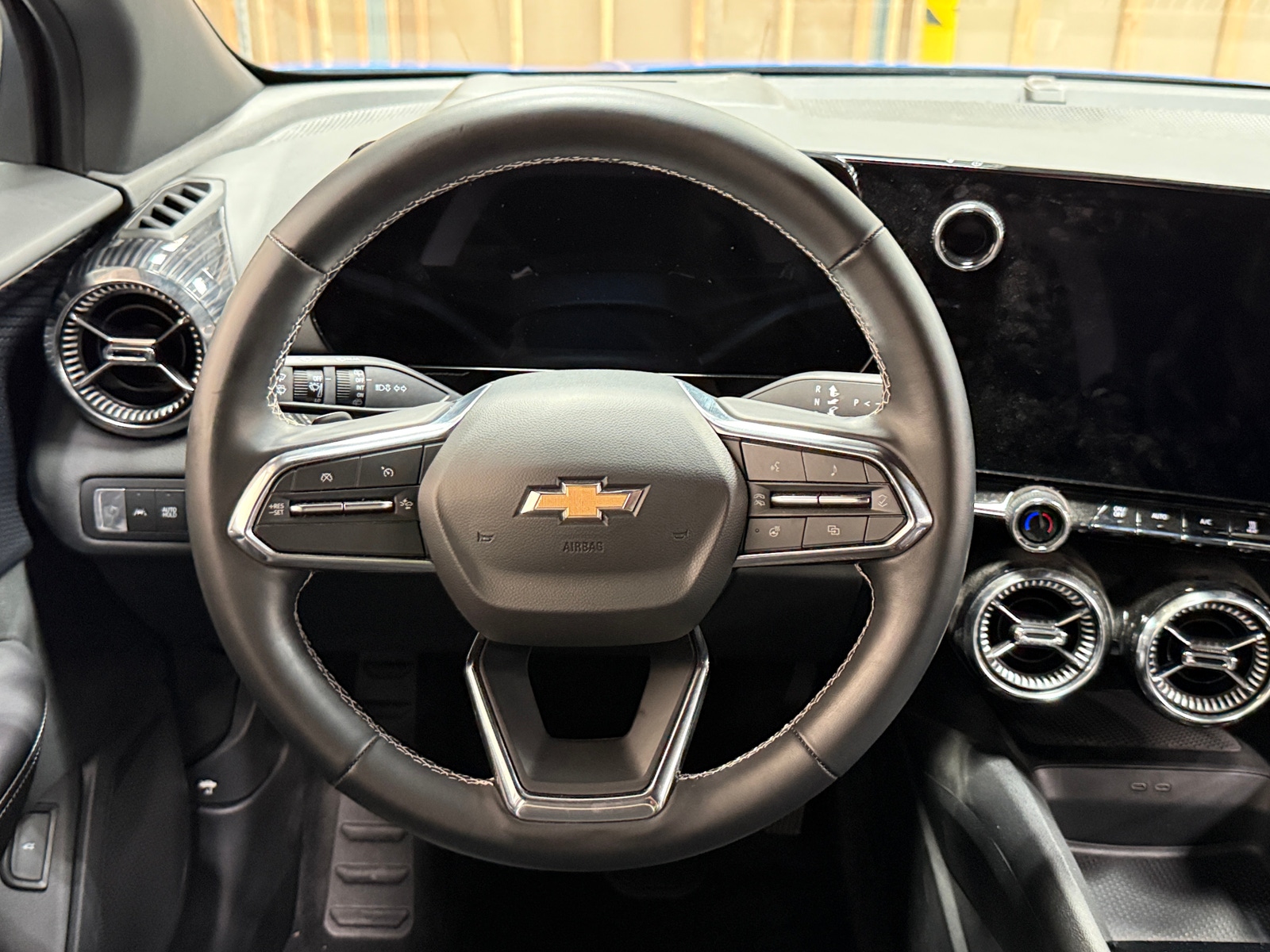 Thumbnail: 2024 Chevrolet Blazer EV - 4