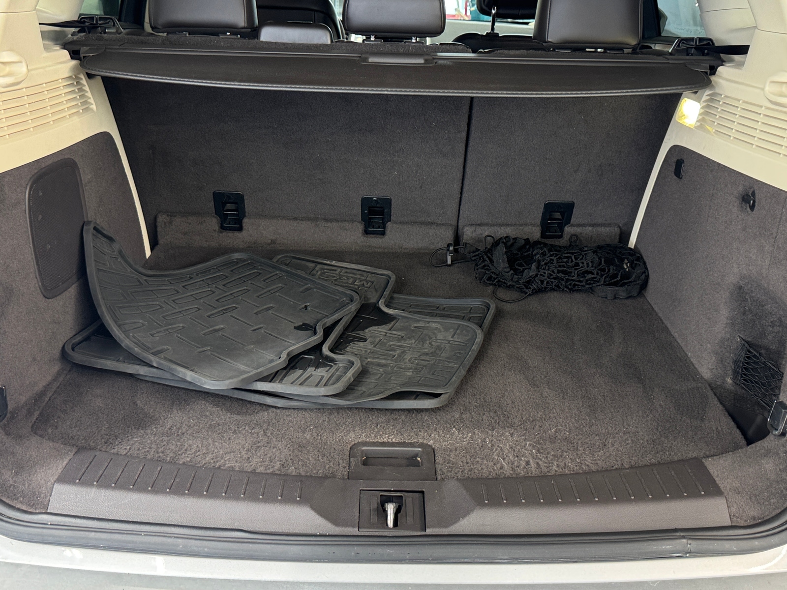 Thumbnail: 2016 Lincoln MKC - 6