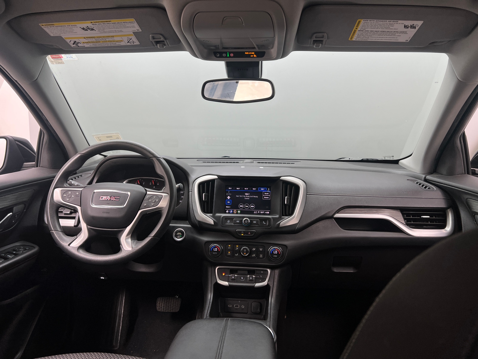 Thumbnail: 2023 GMC Terrain - 3