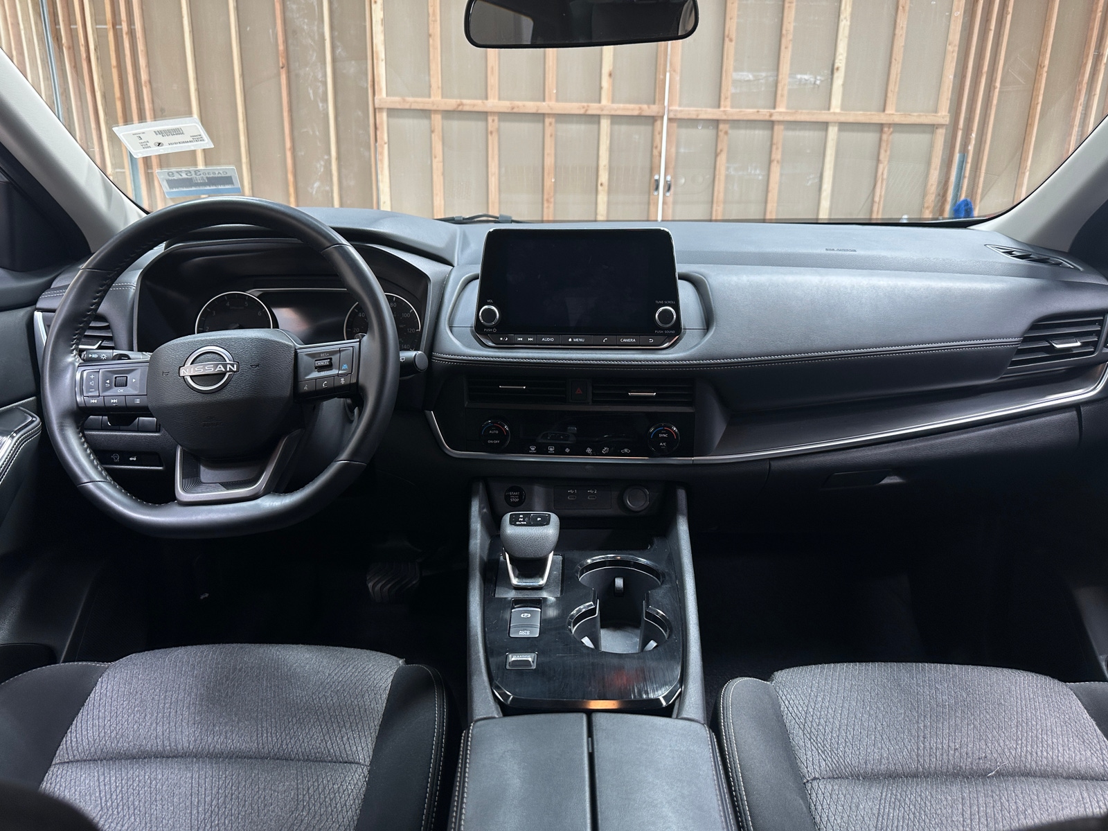 Thumbnail: 2025 Nissan Rogue - 3