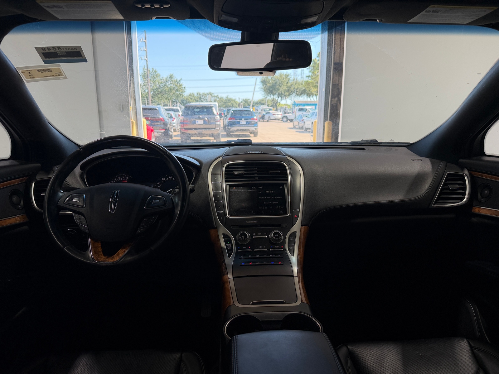 Thumbnail: 2017 Lincoln MKX - 2