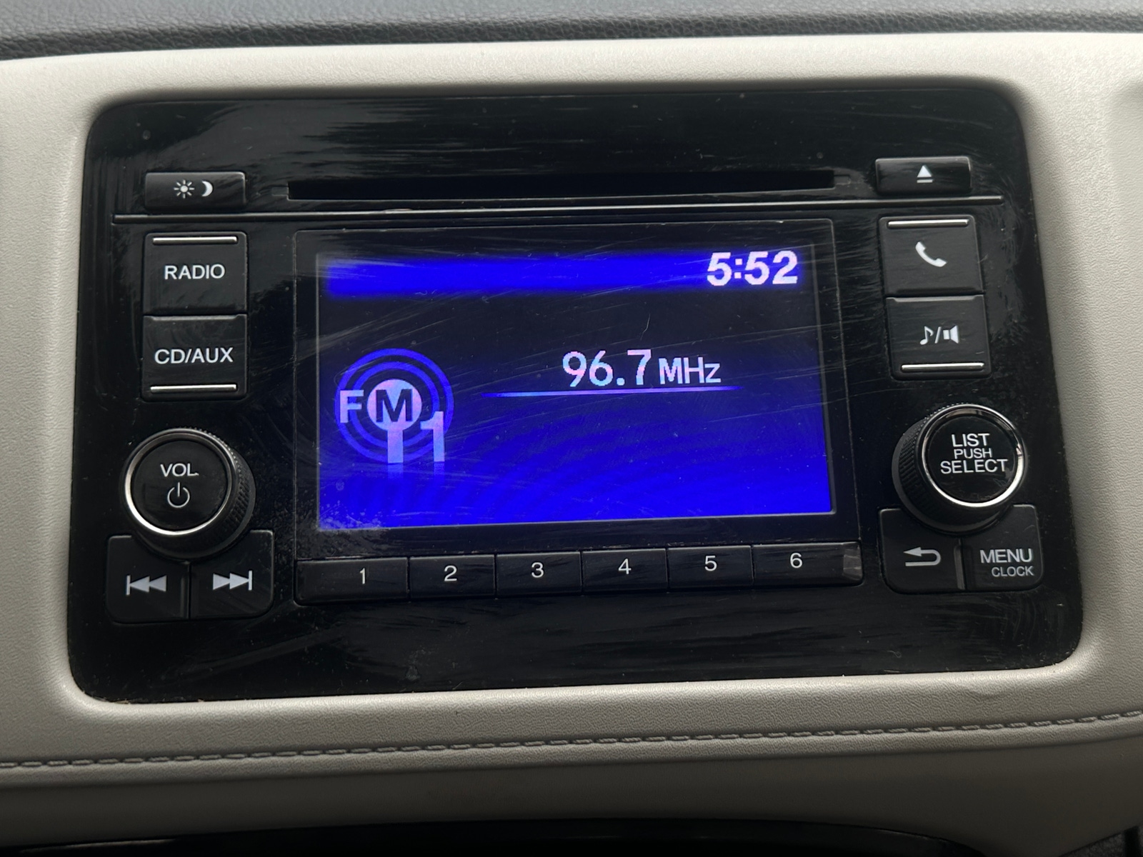 Thumbnail: 2017 Honda HR-V - 4