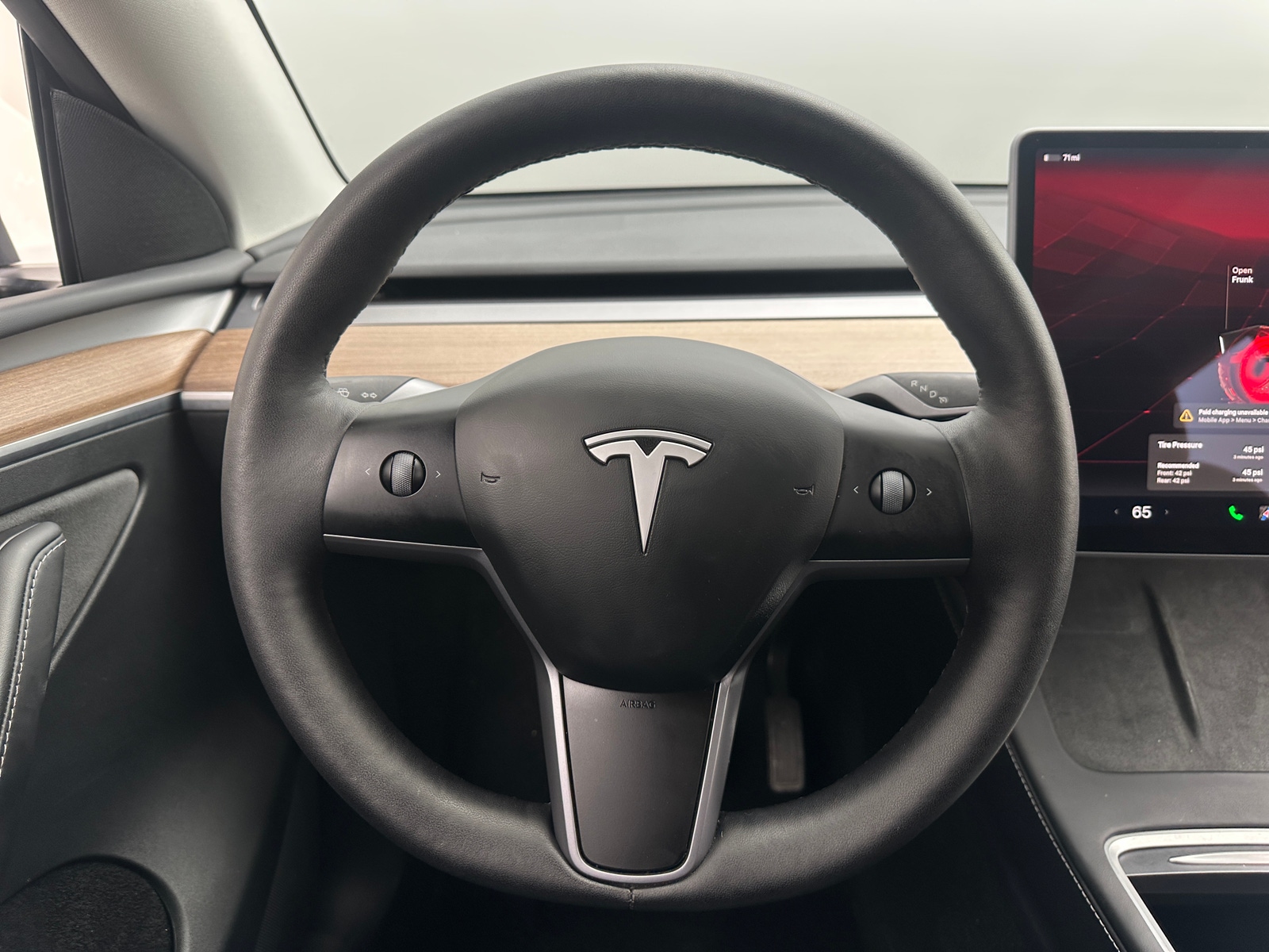 Thumbnail: 2025 Tesla Model Y - 4