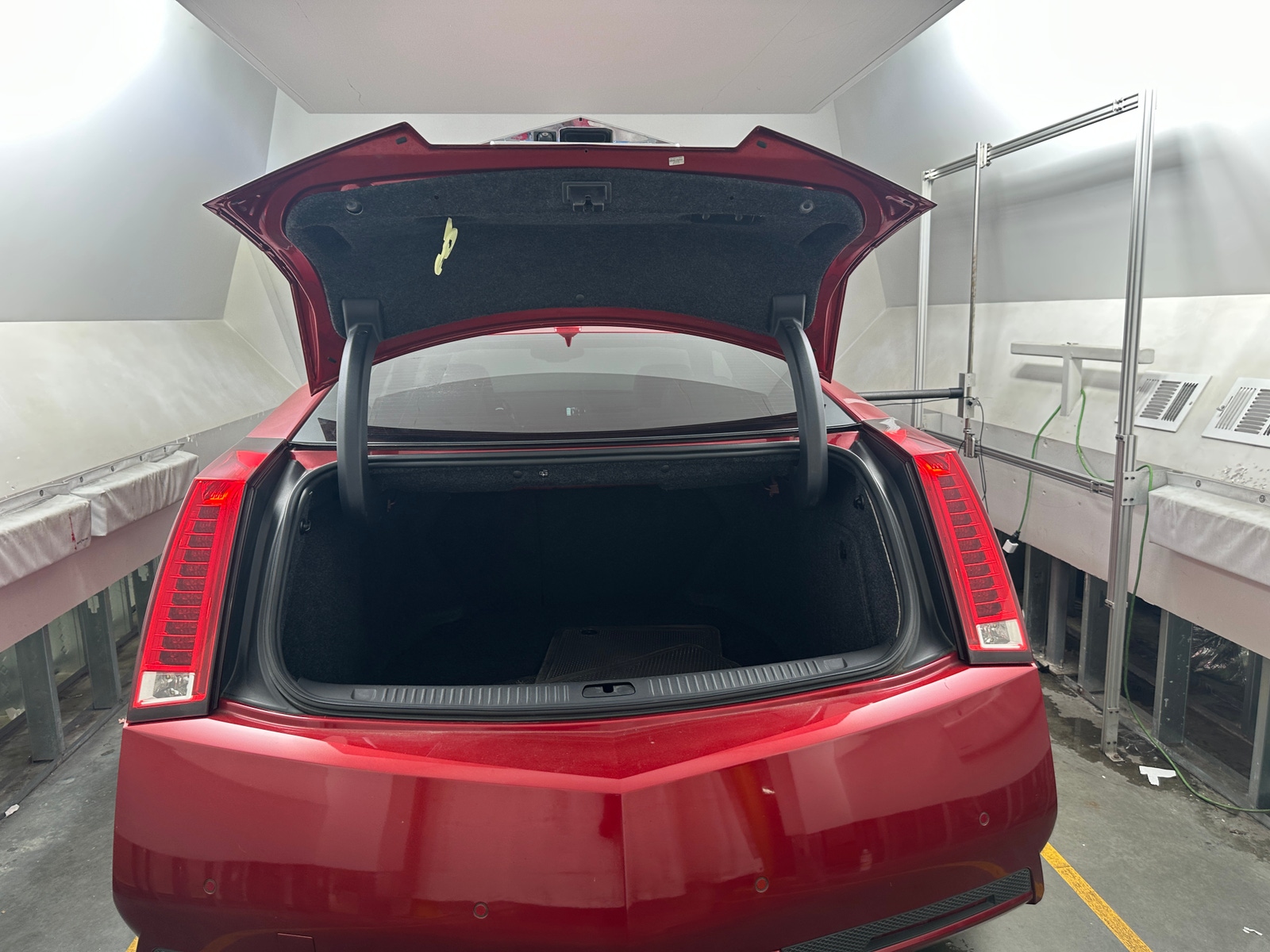 Thumbnail: 2014 Cadillac CTS - 4