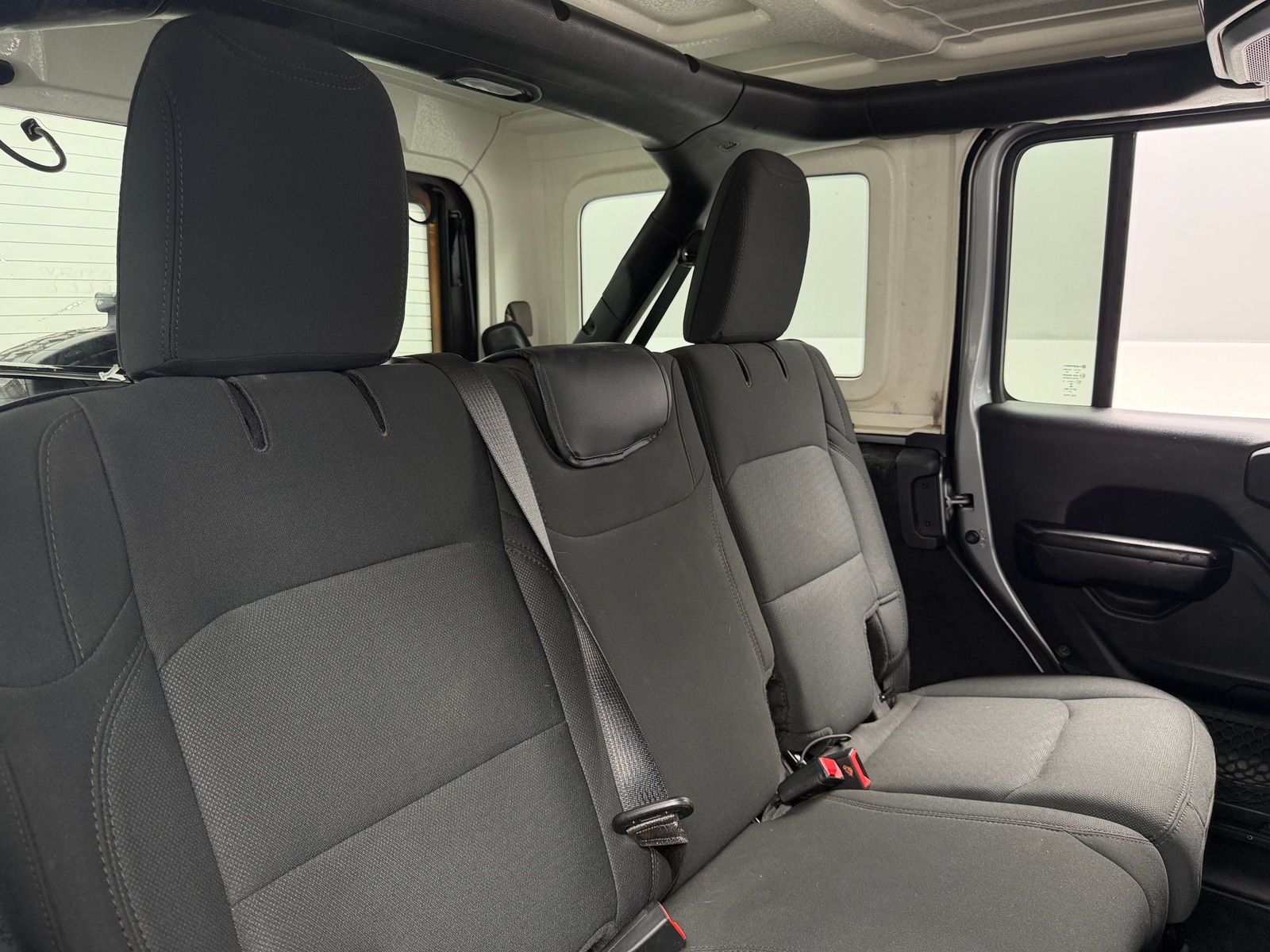 Thumbnail: 2021 Jeep Wrangler - 6