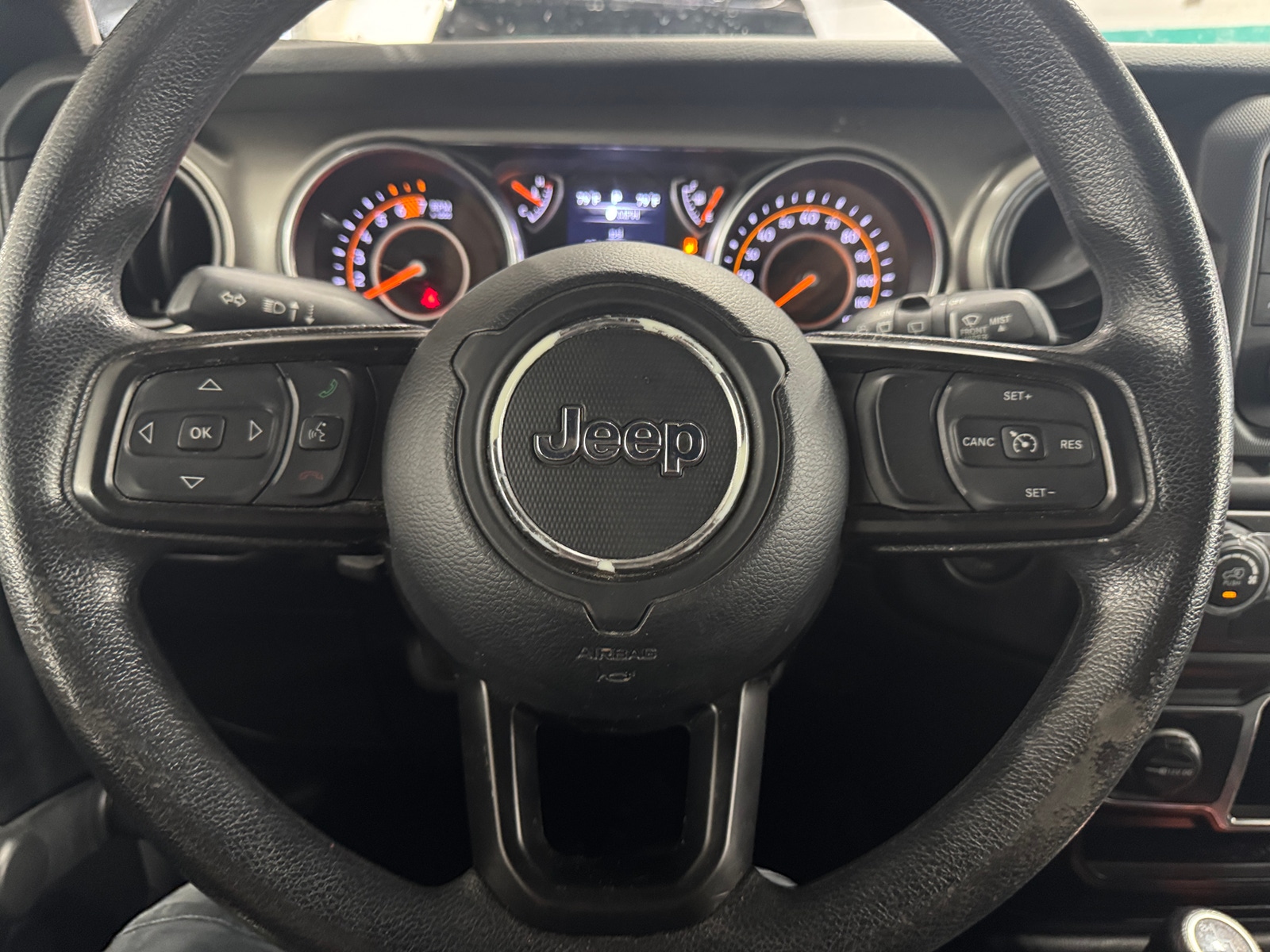Thumbnail: 2021 Jeep Wrangler - 5