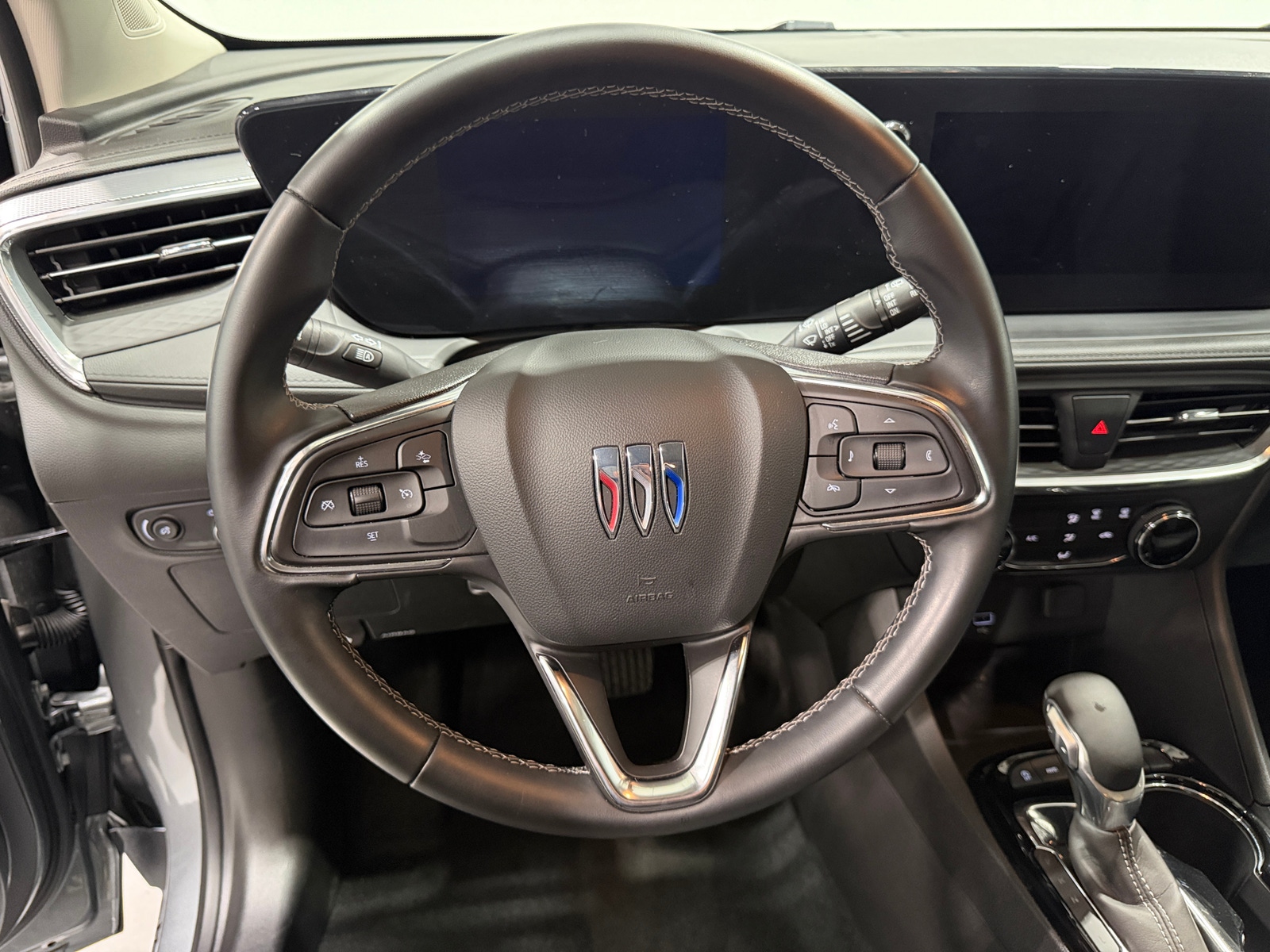 Thumbnail: 2026 Buick Encore GX - 4