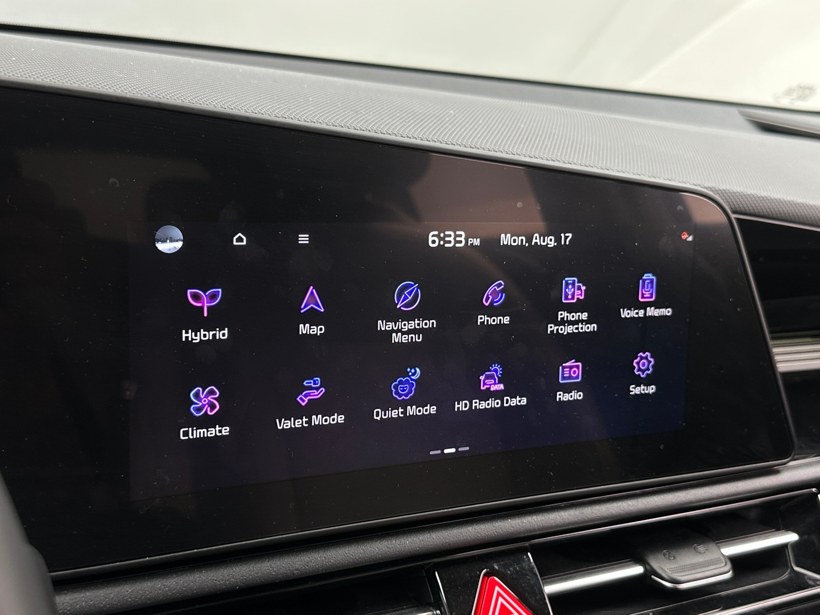 Thumbnail: 2023 Kia Niro - 3