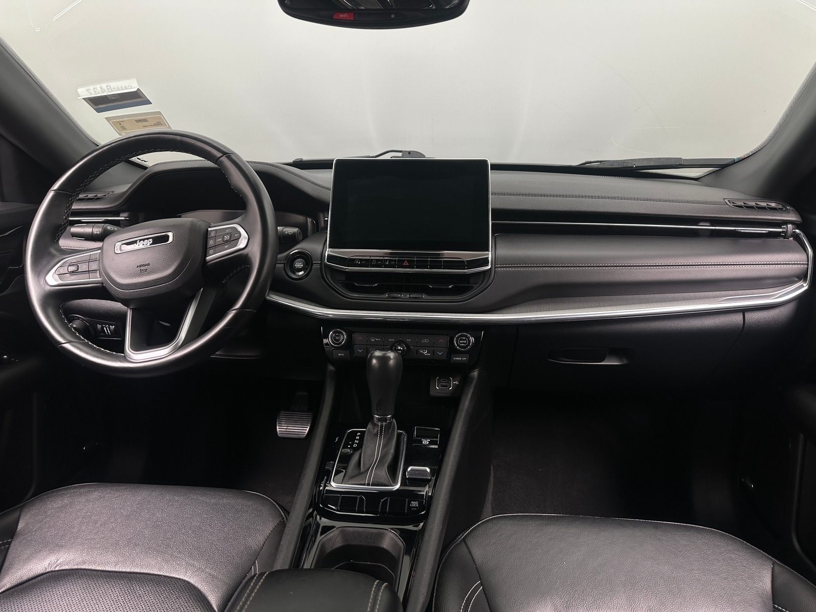 Thumbnail: 2022 Jeep Compass - 2